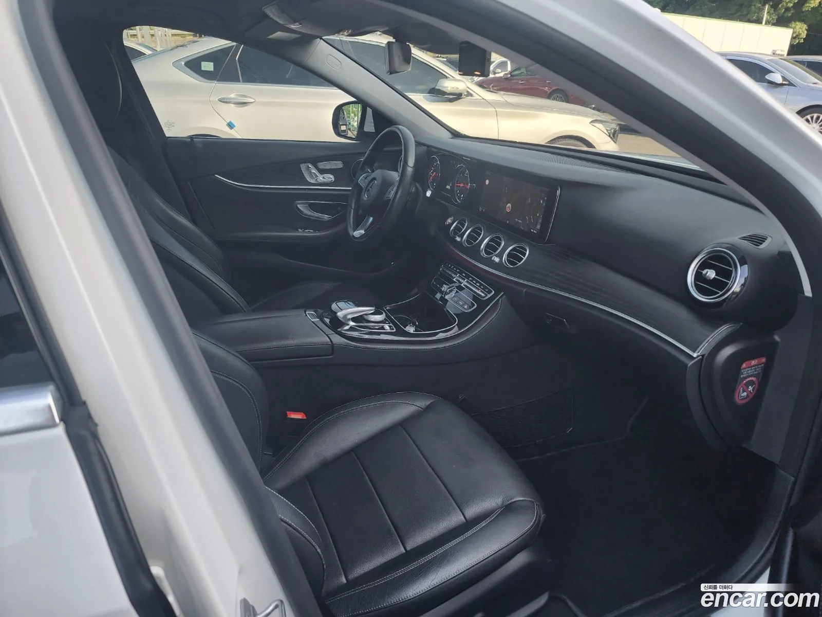 E-Class W213 E220D Avant-Garde - фотография 12337293