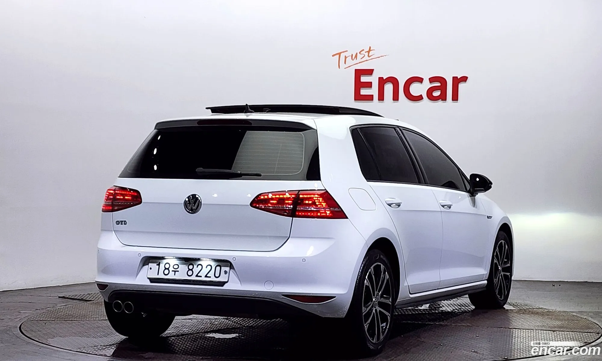 Volkswagen Golf 7Th Generation 20 Tdi Premium - фотография 12184784