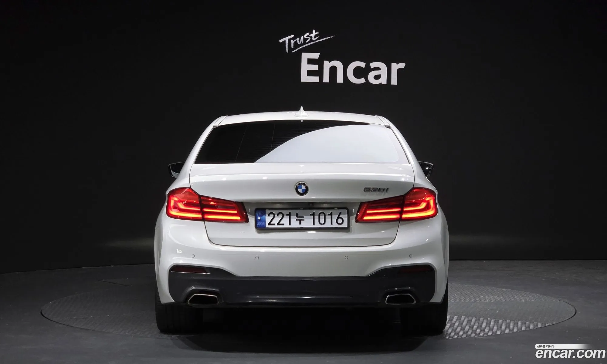 BMW 5 Series G30 530I M Sports Plus - фотография 15809978