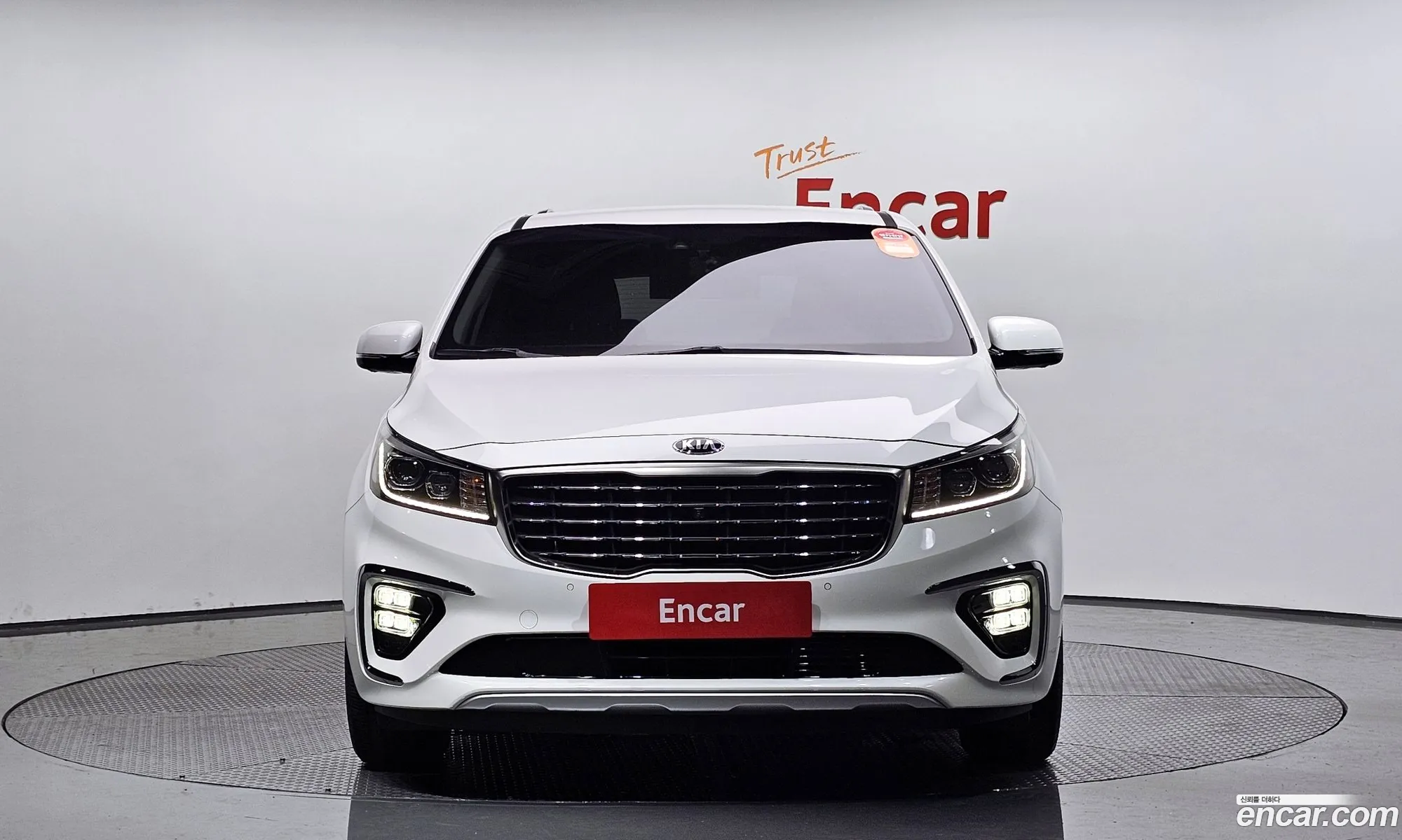 Kia The New Carnival 9-Seater Noblesse Special - фотография 1420308