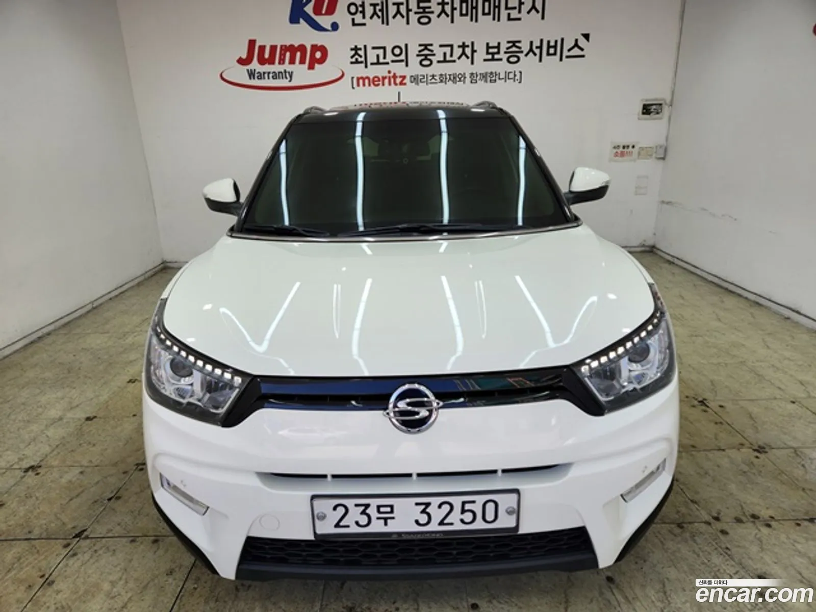 Kg Mobility Ssangyong Tivoli Lx 2Wd Top-Of-The-Line Model - фотография 7749549