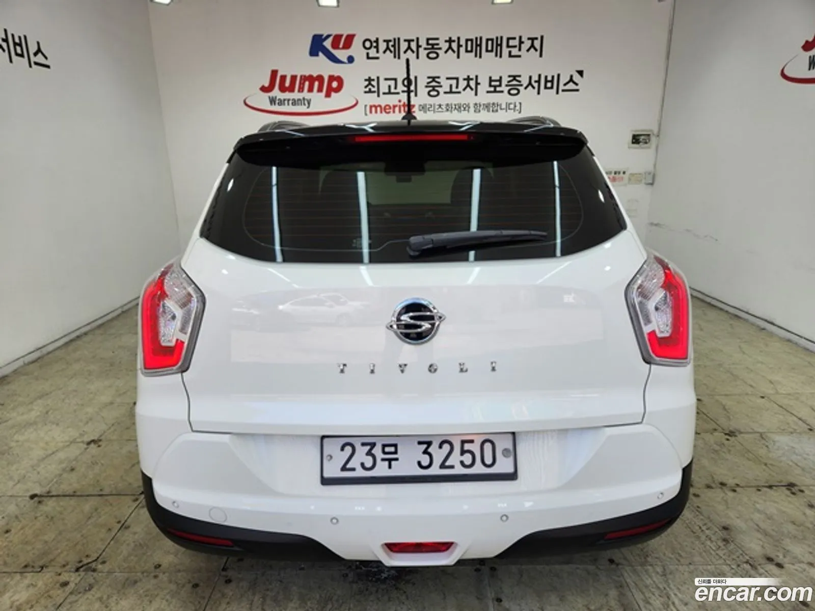 Kg Mobility Ssangyong Tivoli Lx 2Wd Top-Of-The-Line Model - фотография 7749552
