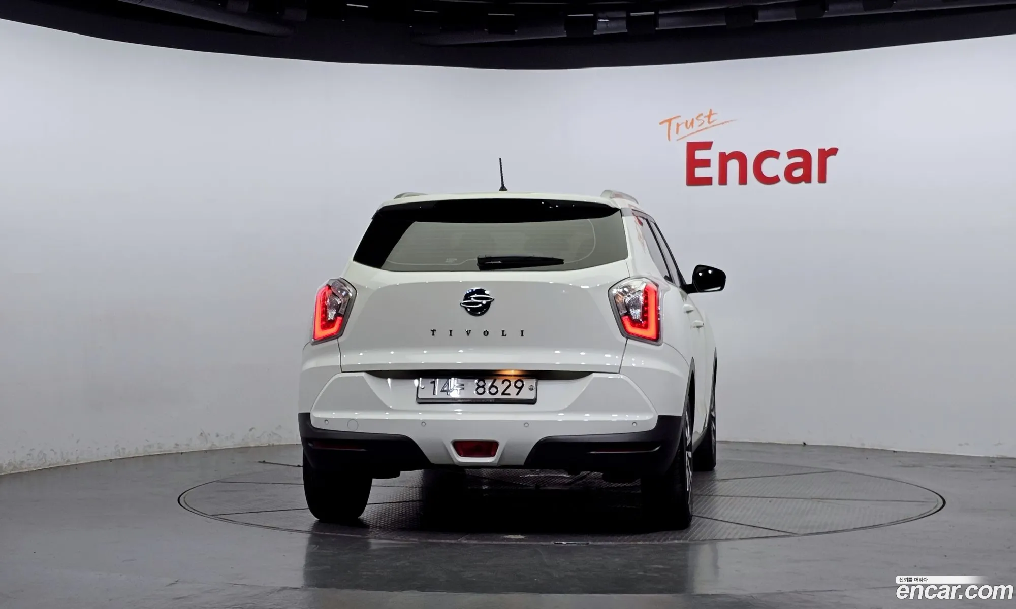 Kg Mobility Ssangyong Tivoli Armor Diesel Vx 2Wd - фотография 7839254