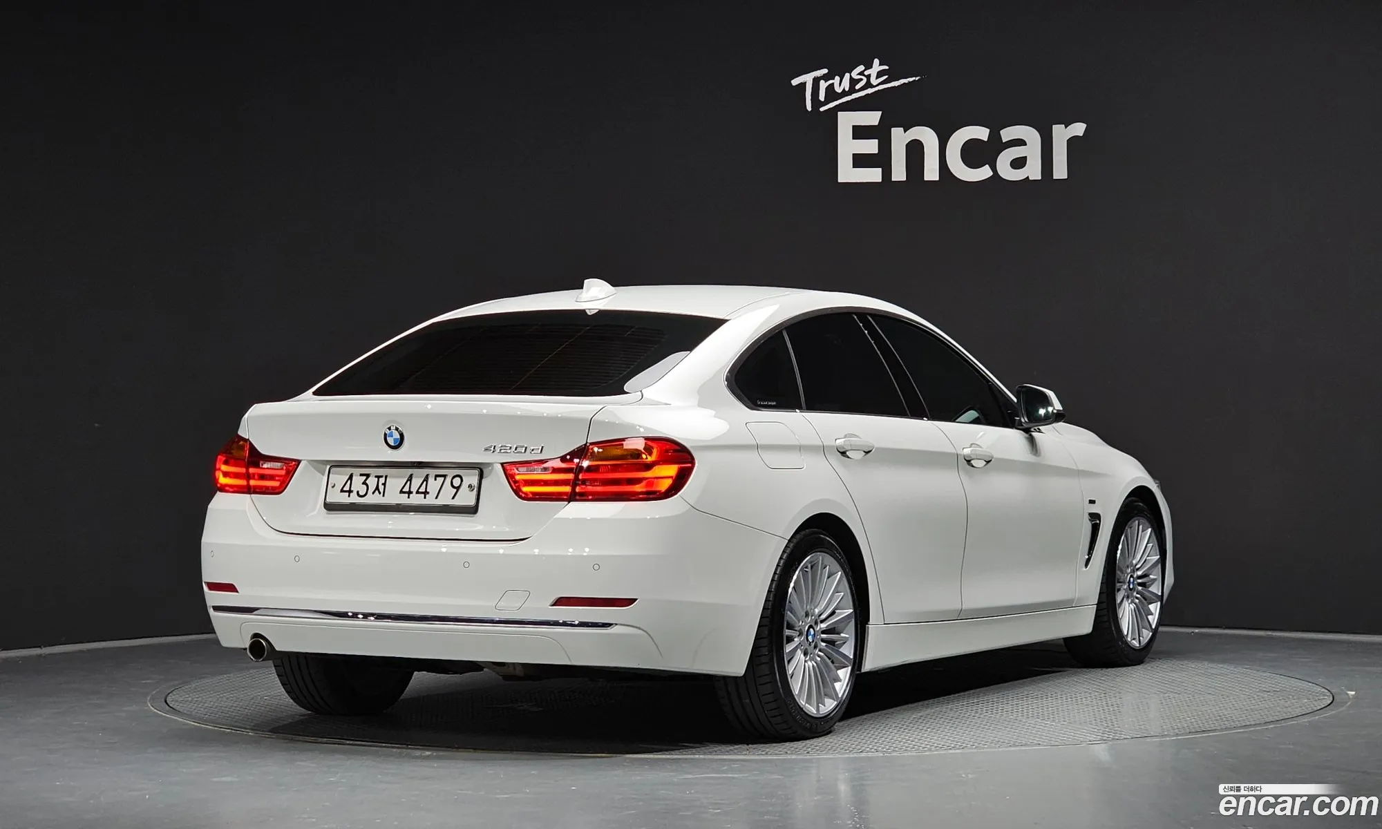 BMW 4 Series F32 420D Luxury Gran Coupe - фотография 14345566