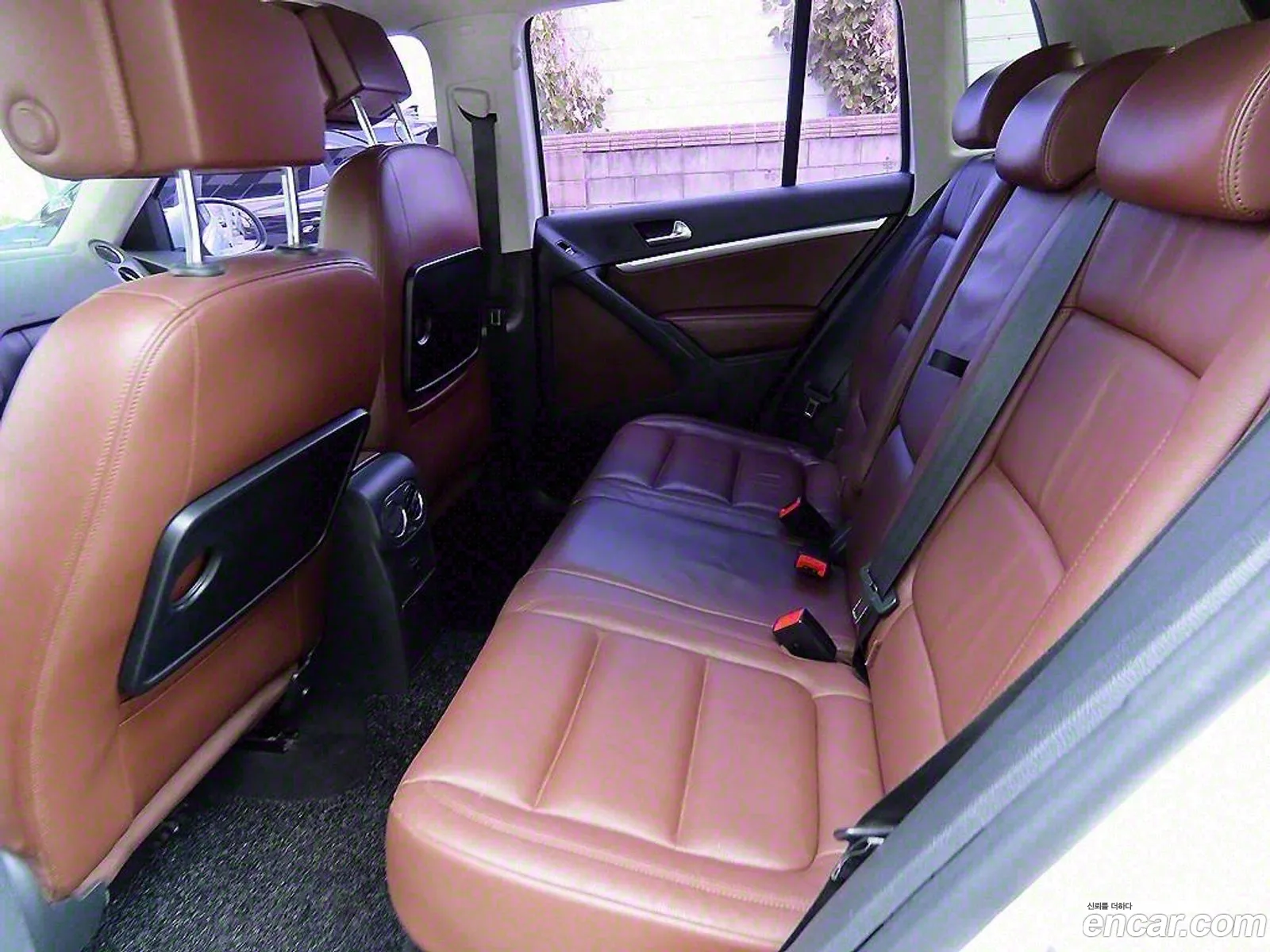 Volkswagen New Tiguan 20 Tdi Comfort 5N - фотография 12112126