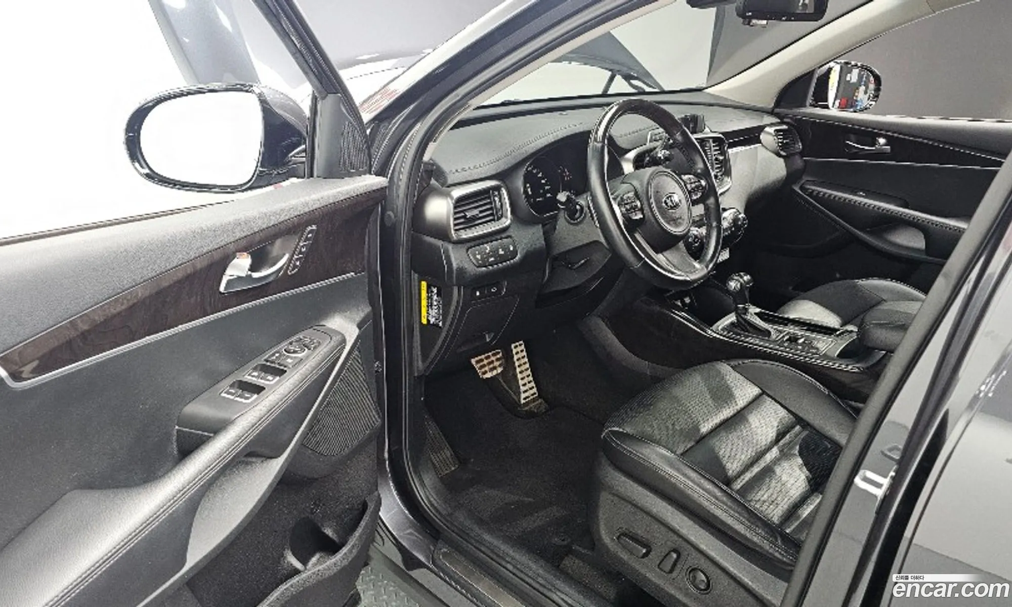 Korex Auto Trade - фотография 12483343