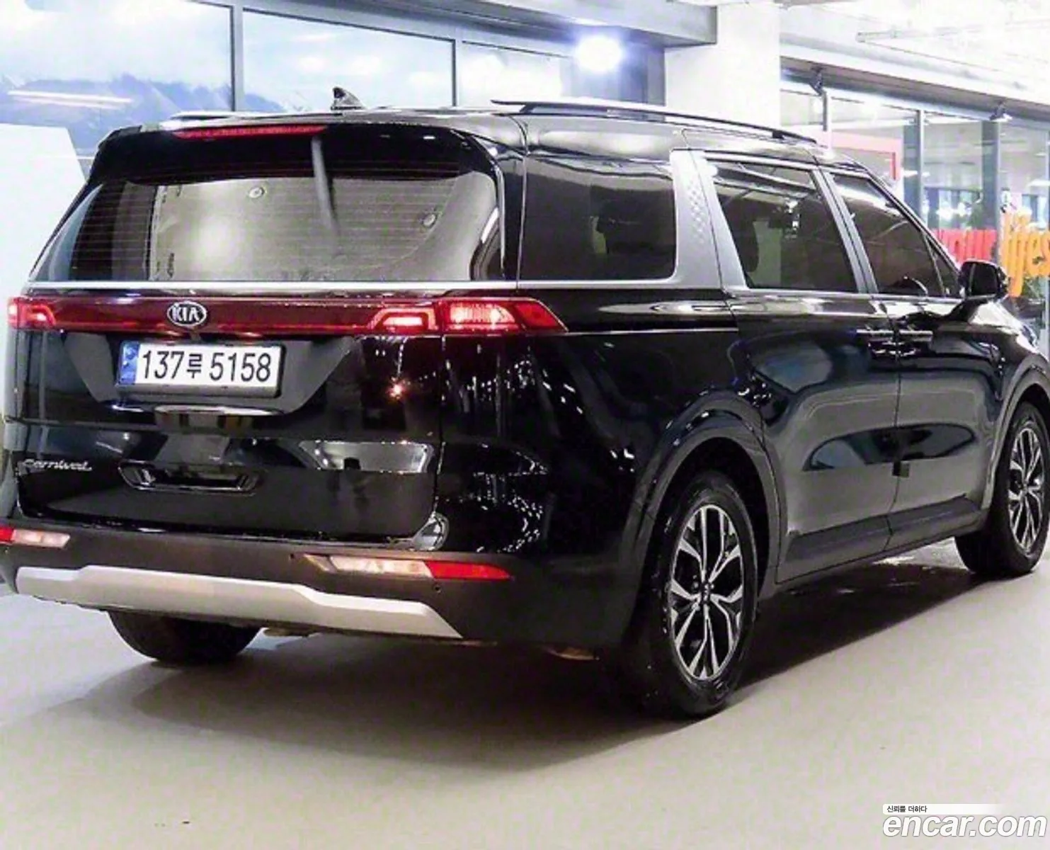 Kia Carnival 4Th Generation 9-Seater Prestige - фотография 1418000