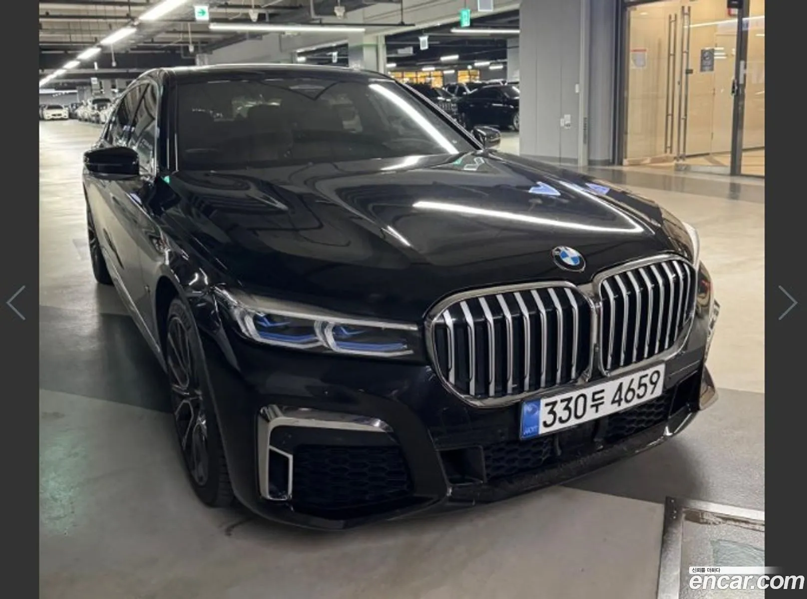 BMW 7 Series G11 740Li xDrive M Sports - фотография 15202258