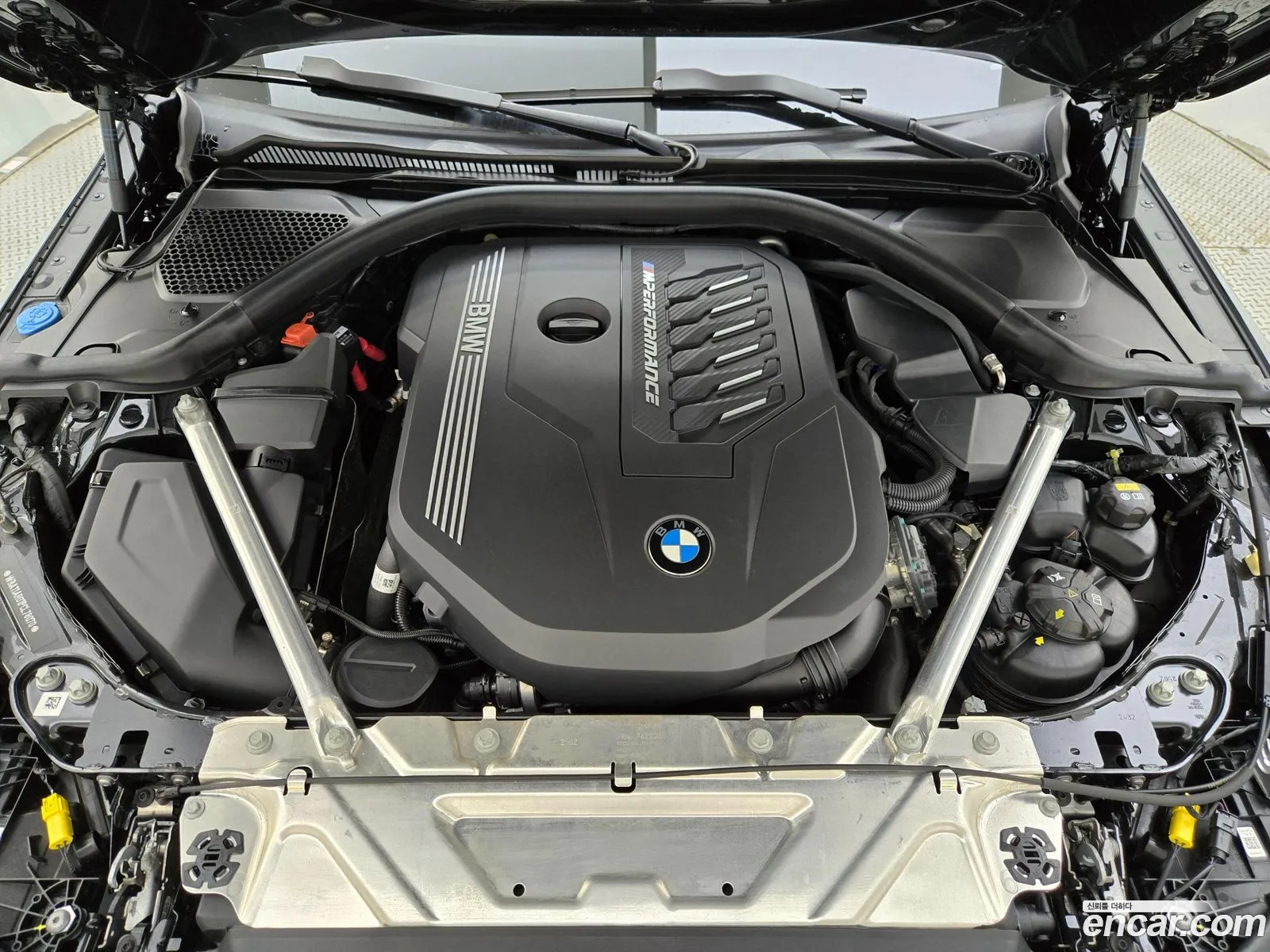BMW 4 Series G22 M440I xDrive Coupe - фотография 15256739