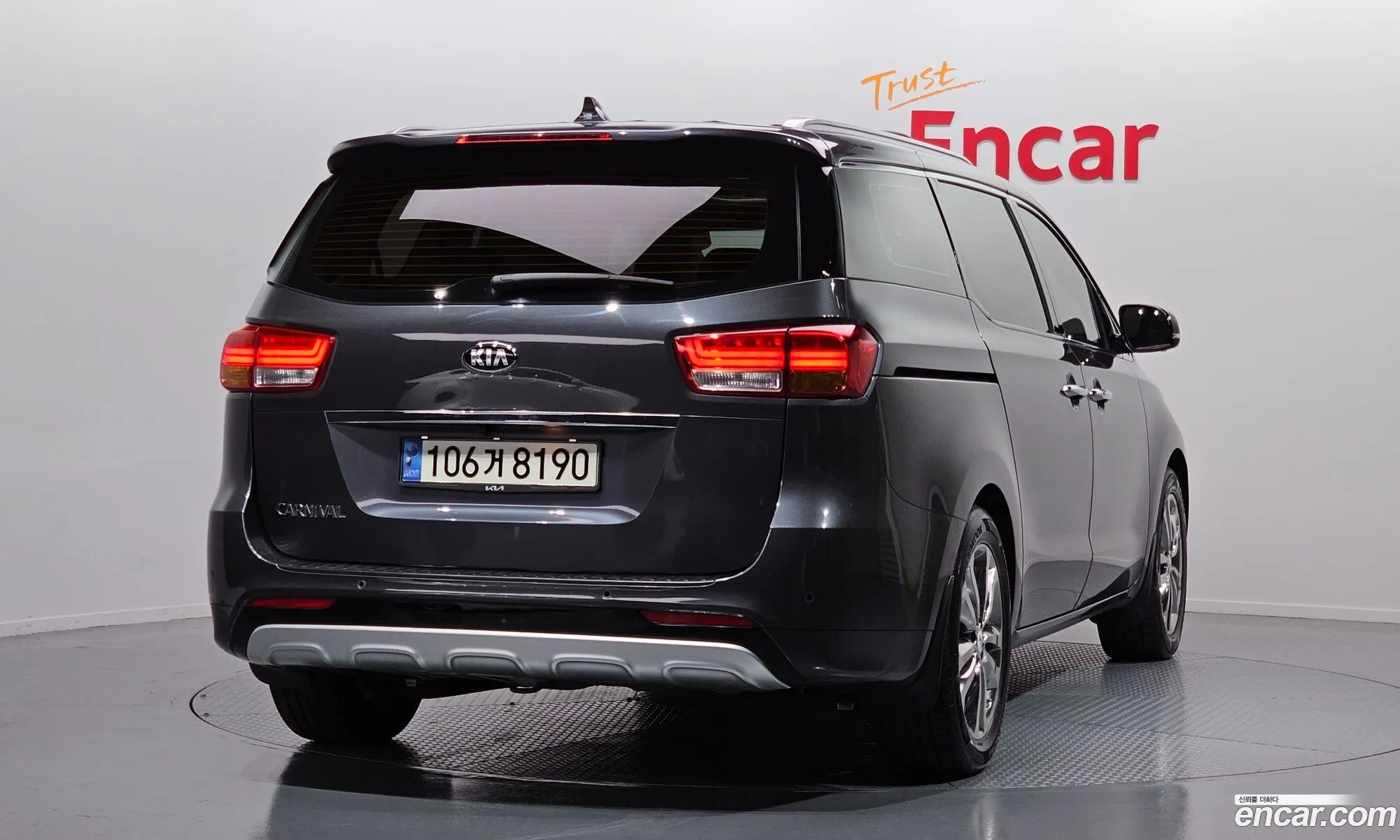 Kia All New Carnival 9-Seater Prestige - фотография 1484257