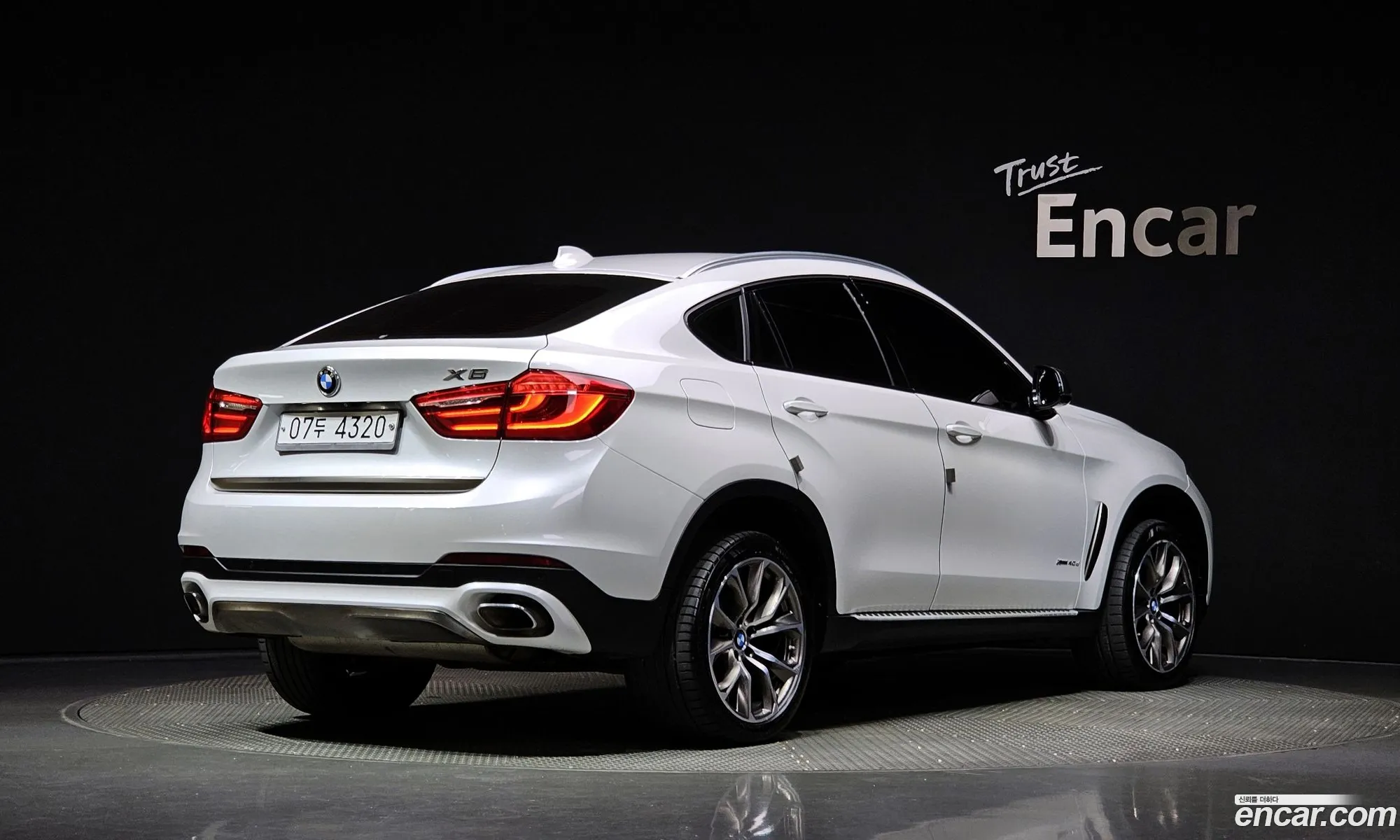 BMW X6 F16 xDrive 40D - фотография 15255281