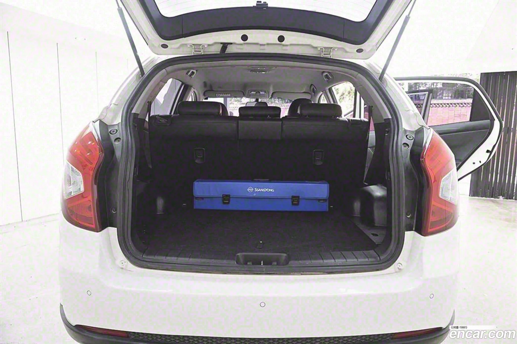 Kg Mobility Ssangyong New Korando C 20 Cvt 2Wd High-End Model - фотография 7798514
