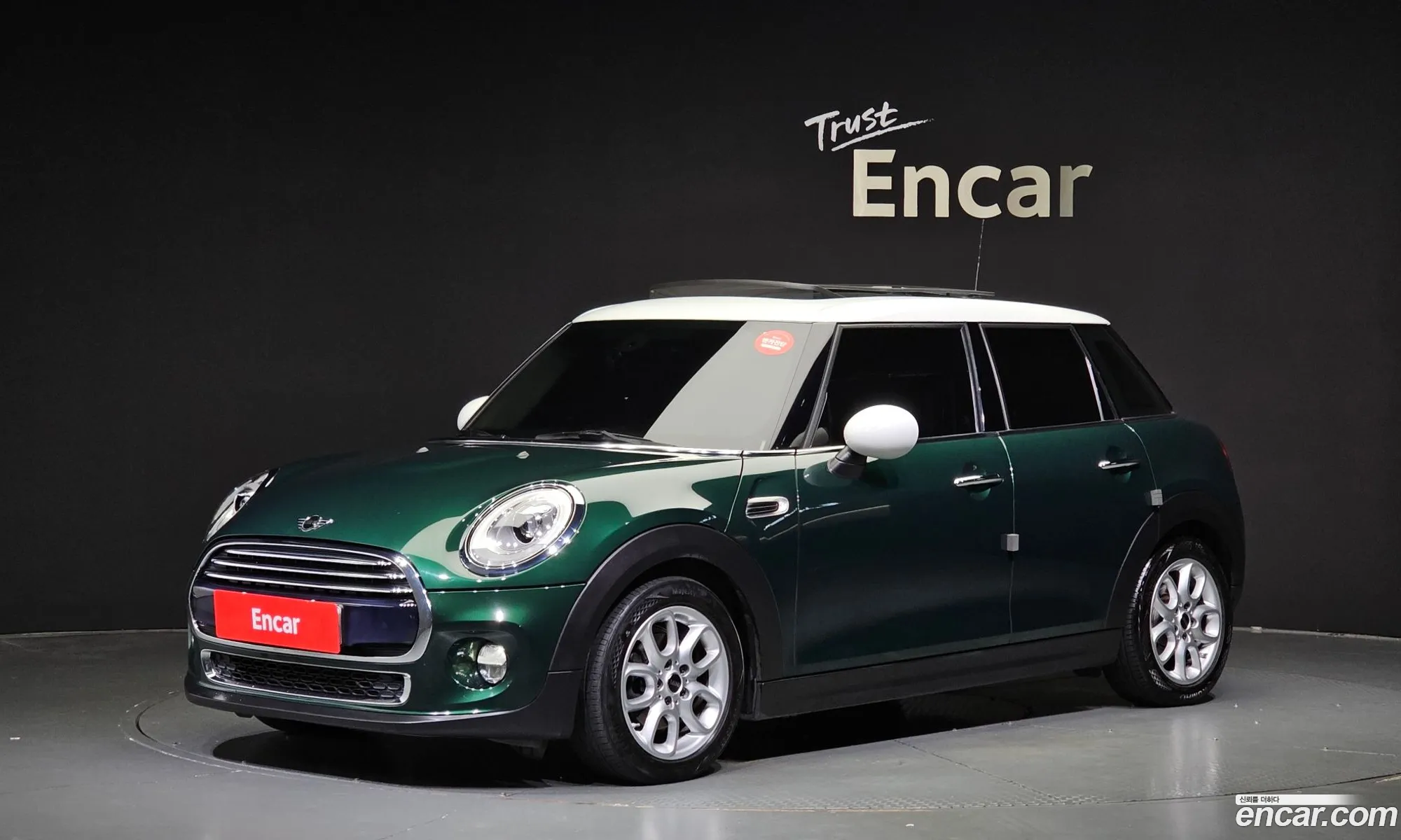 Mini Cooper 5-Door High 3Rd Generation - фотография 8055617