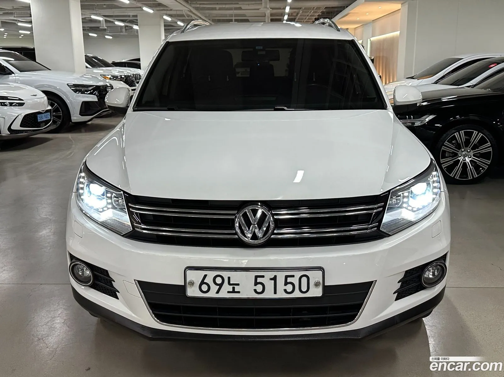 Volkswagen New Tiguan 20 Tdi Comfort 5N - фотография 12091184