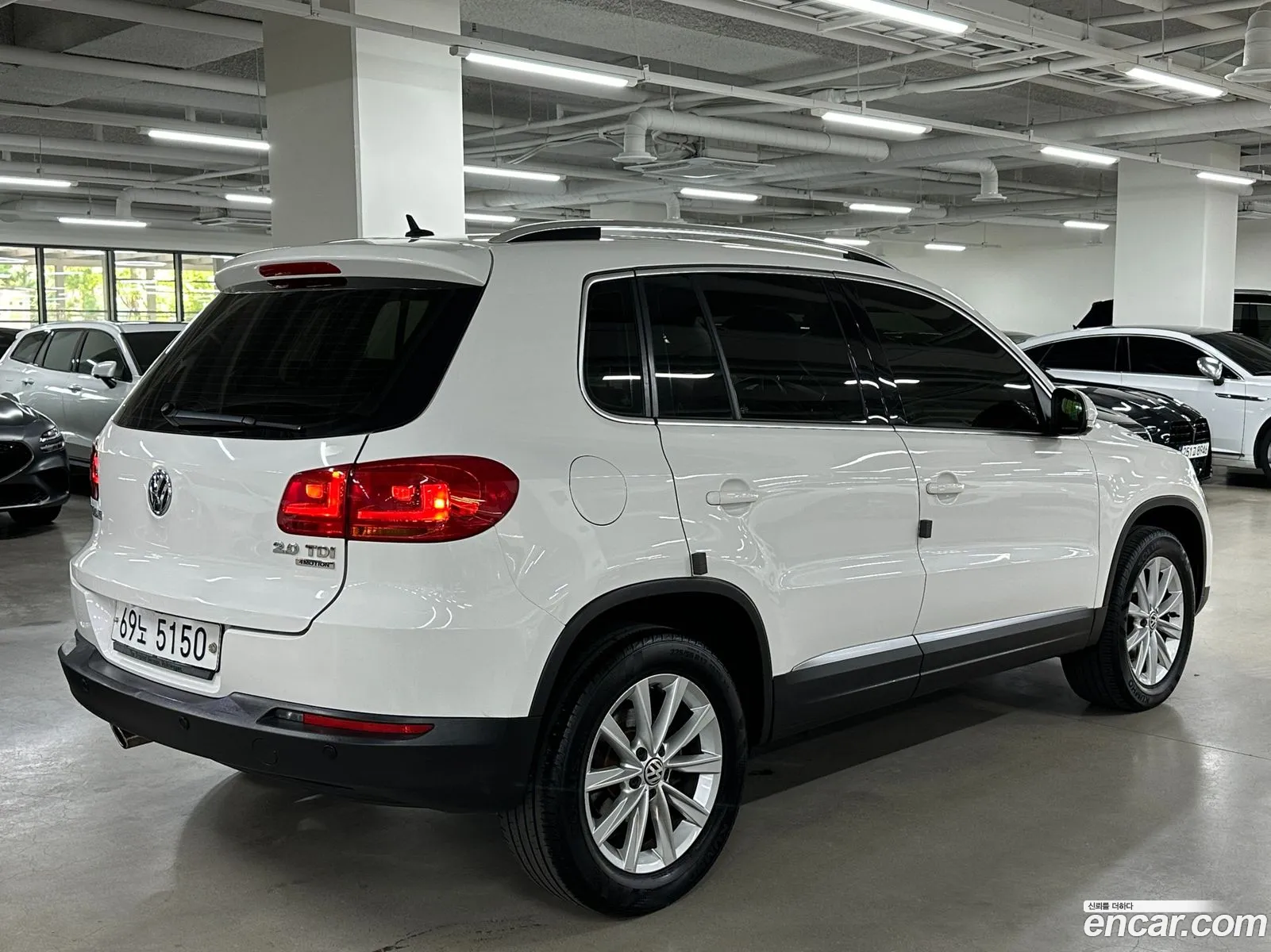Volkswagen New Tiguan 20 Tdi Comfort 5N - фотография 12091187