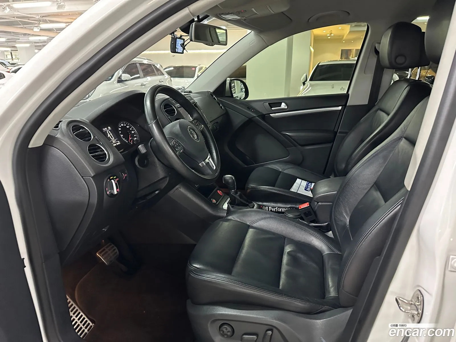 Volkswagen New Tiguan 20 Tdi Comfort 5N - фотография 12091188