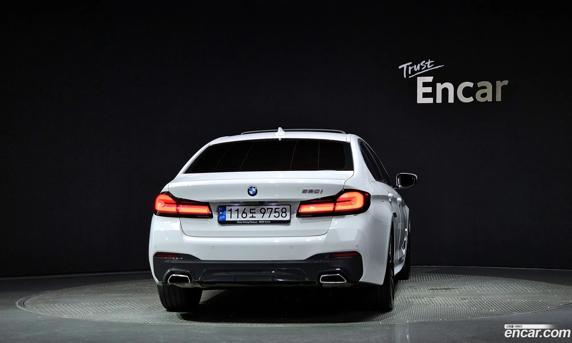 BMW 5 Series G30 520I M Sports - фотография 15254246