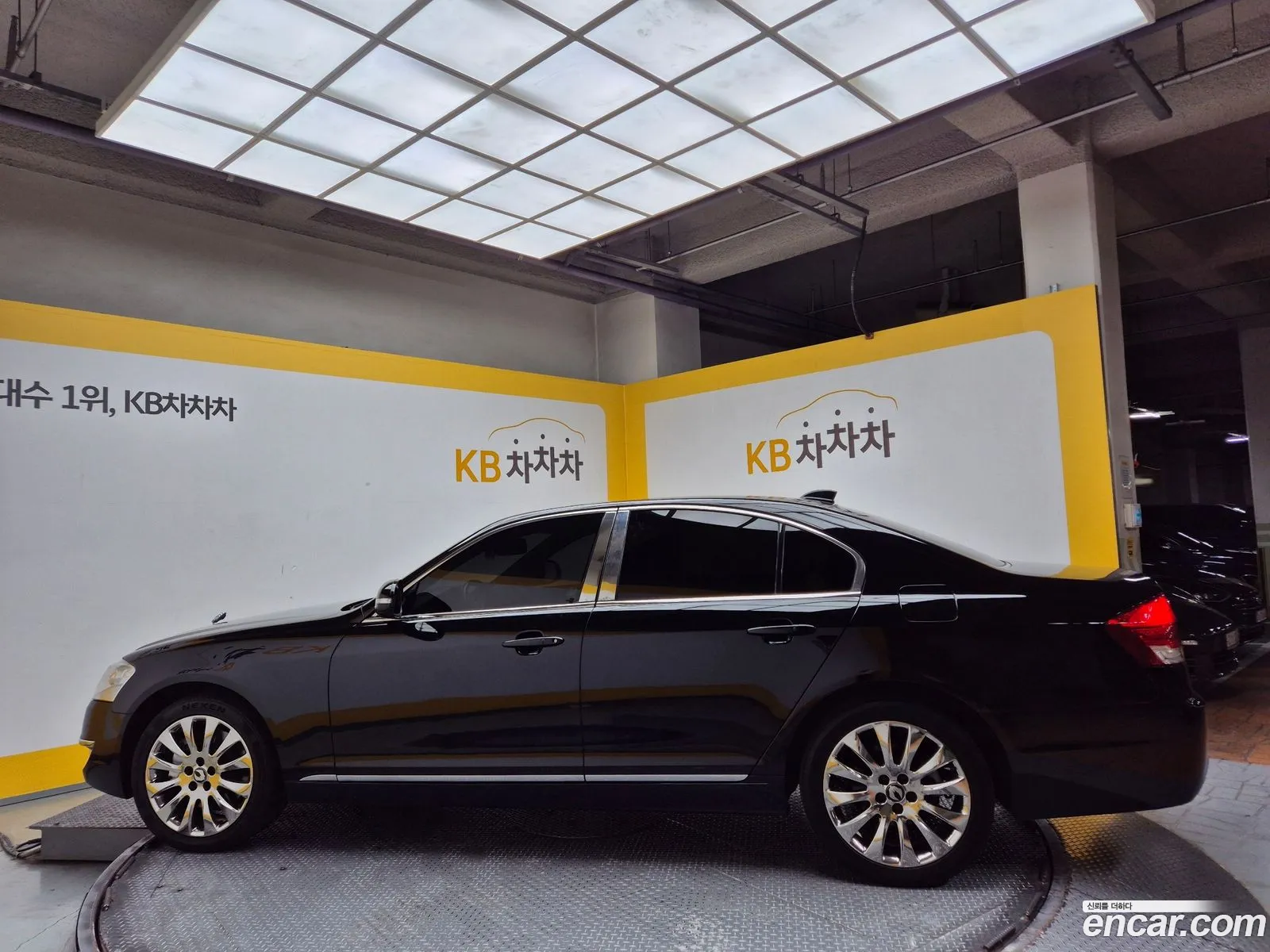 Kg Mobility Ssangyong New Chairman W Cw700 4Tronic Prestige - фотография 8264177