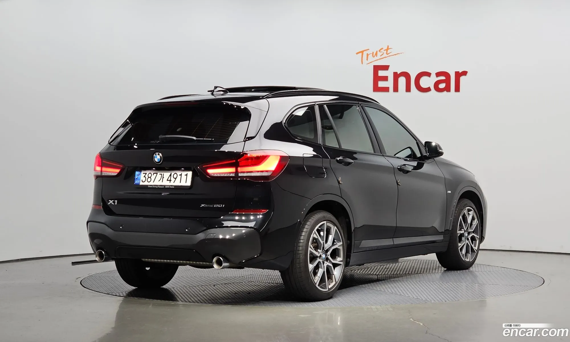 BMW X1 F48 xDrive 20I M Sport - фотография 14392796