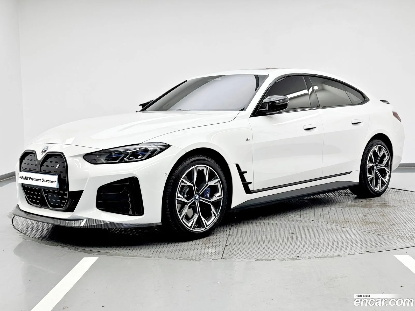 BMW I4 Edrive40 M Sports Pro - фотография 15255268