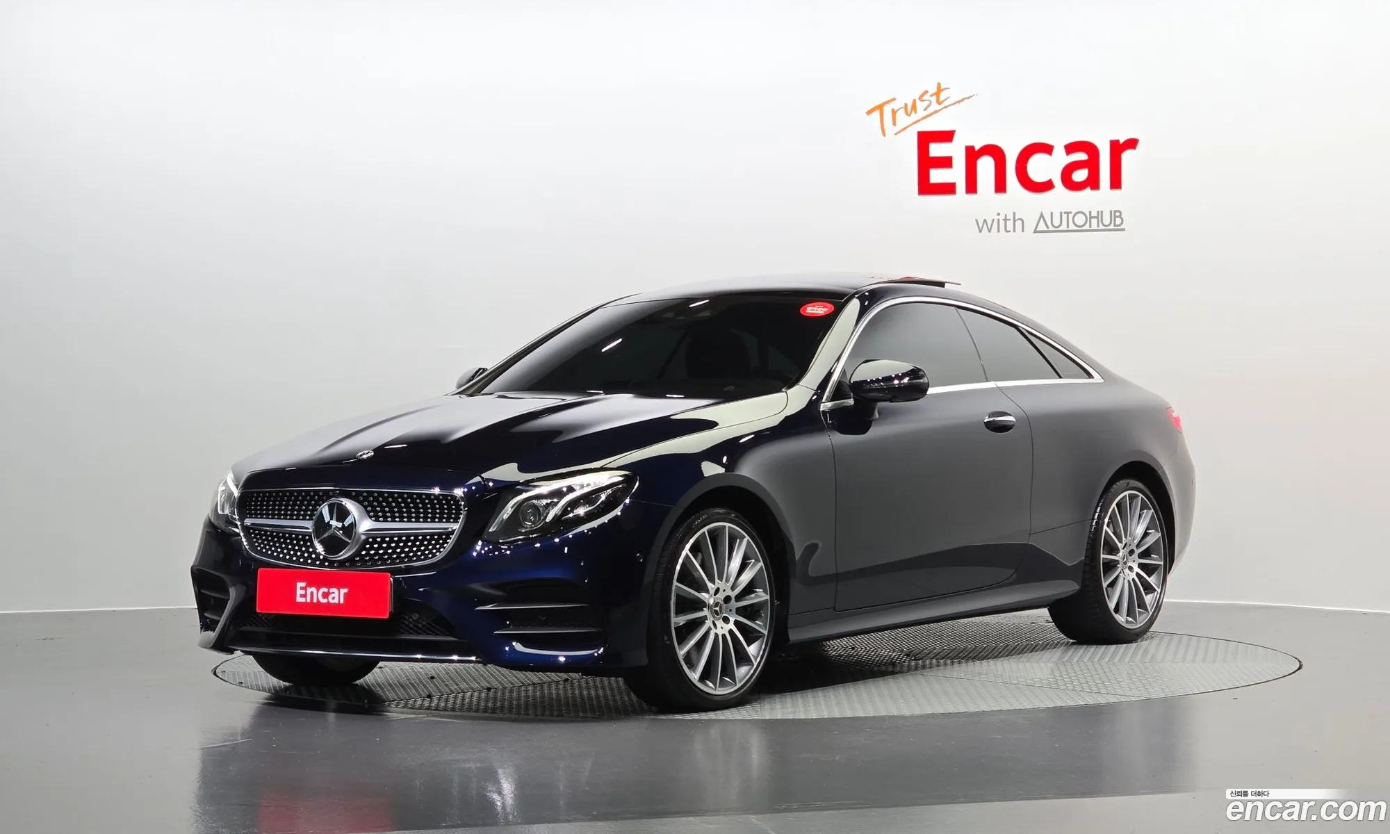Mercedes-Benz E-Klasse E450 4Matic Coupe 2020 - фотография 18663054