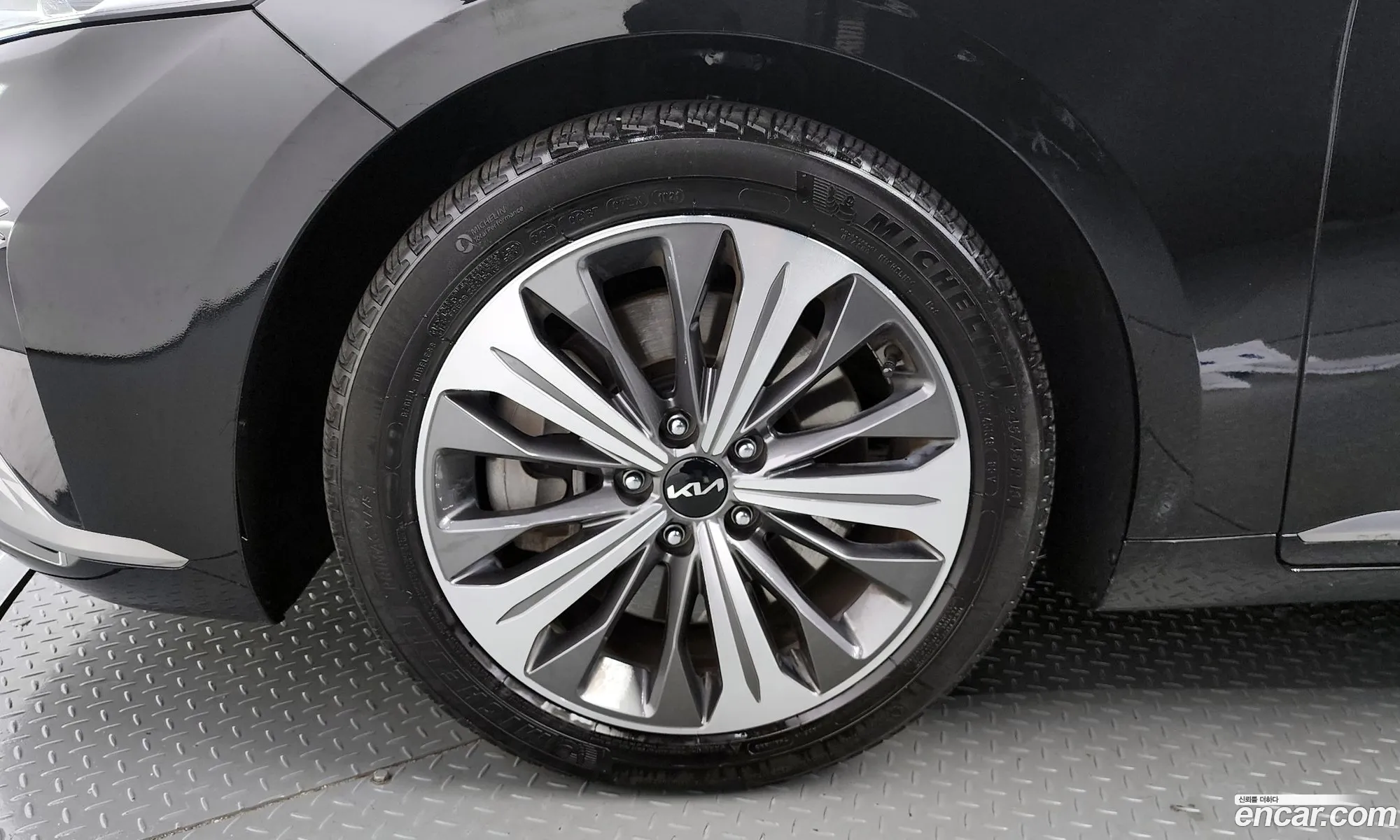 Kia K8 35 Gasoline 2Wd Signature - фотография 1484297