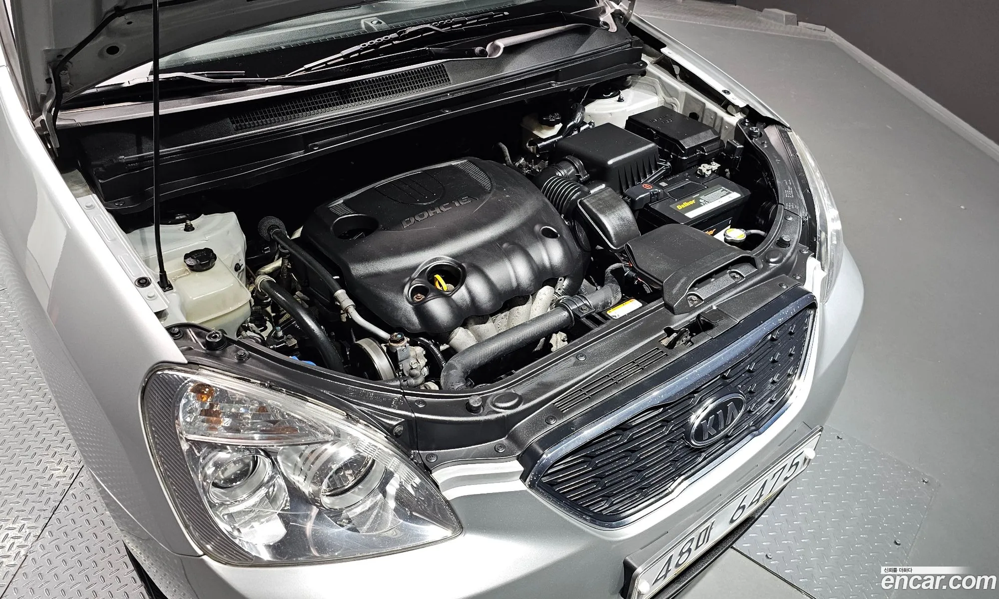 Kia New Carens Lpi 20 Glx Luxury - фотография 1526973