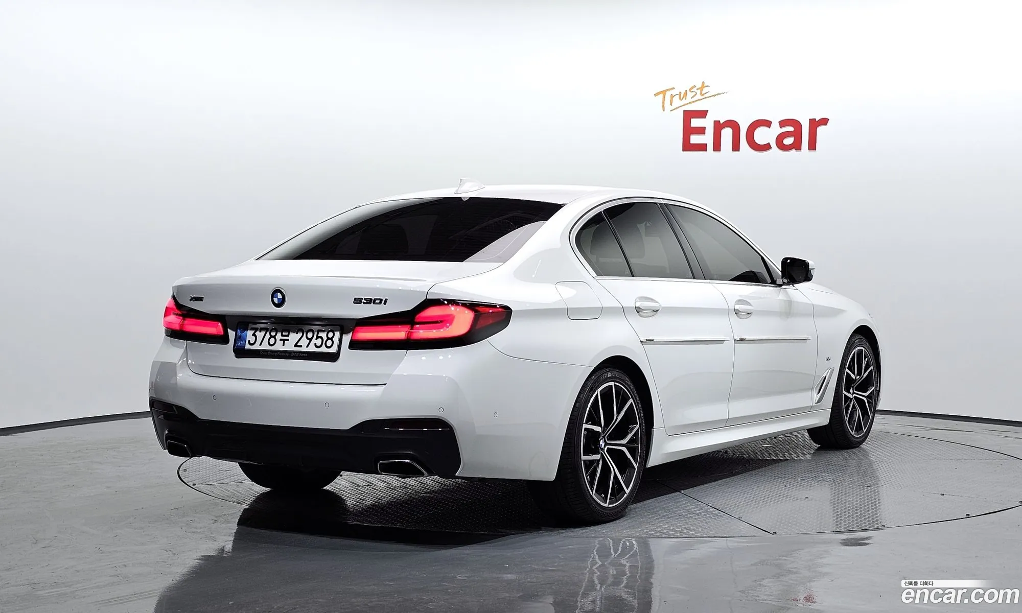 BMW 5 Series G30 530I xDrive M Sports - фотография 14904189