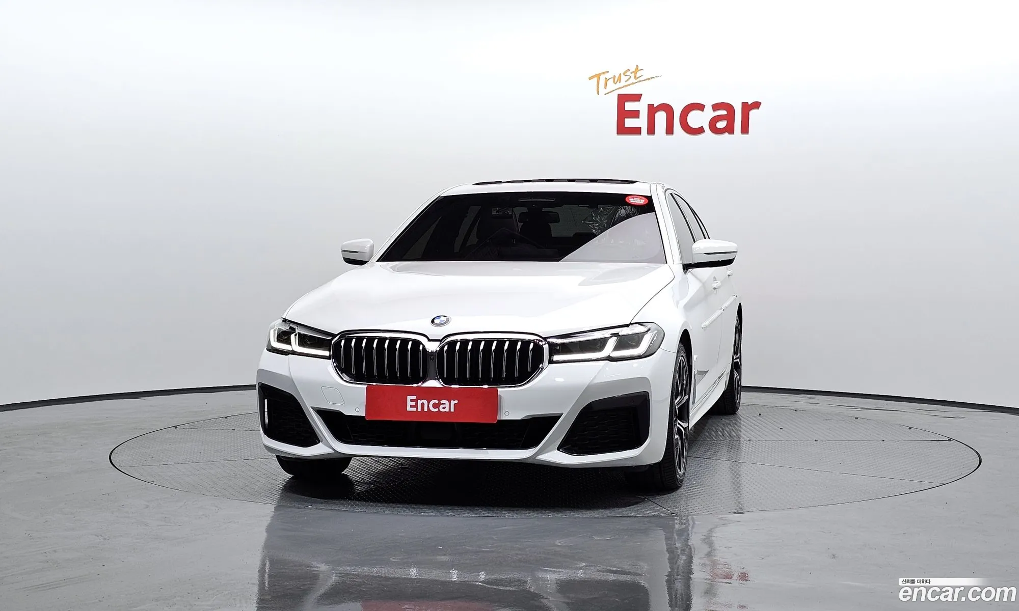 BMW 5 Series G30 530I xDrive M Sports - фотография 14904190