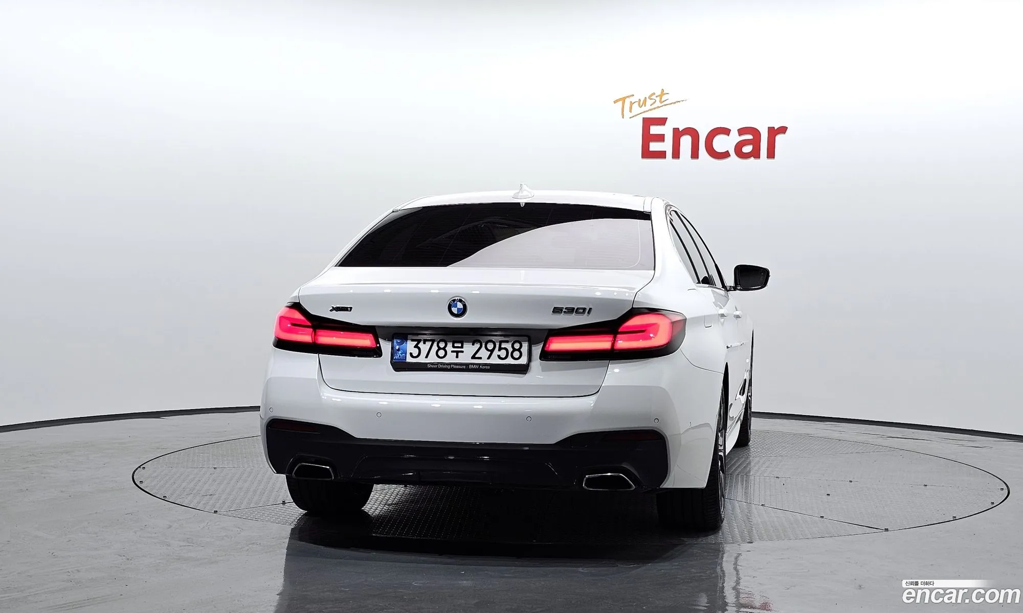 BMW 5 Series G30 530I xDrive M Sports - фотография 14904191