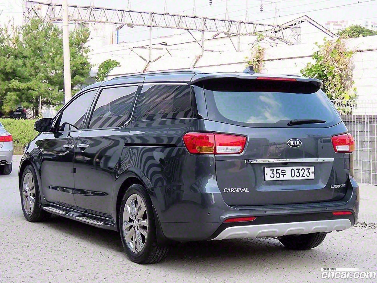 Kia All New Carnival Gasoline 7-Seater Limousine President - фотография 1521832