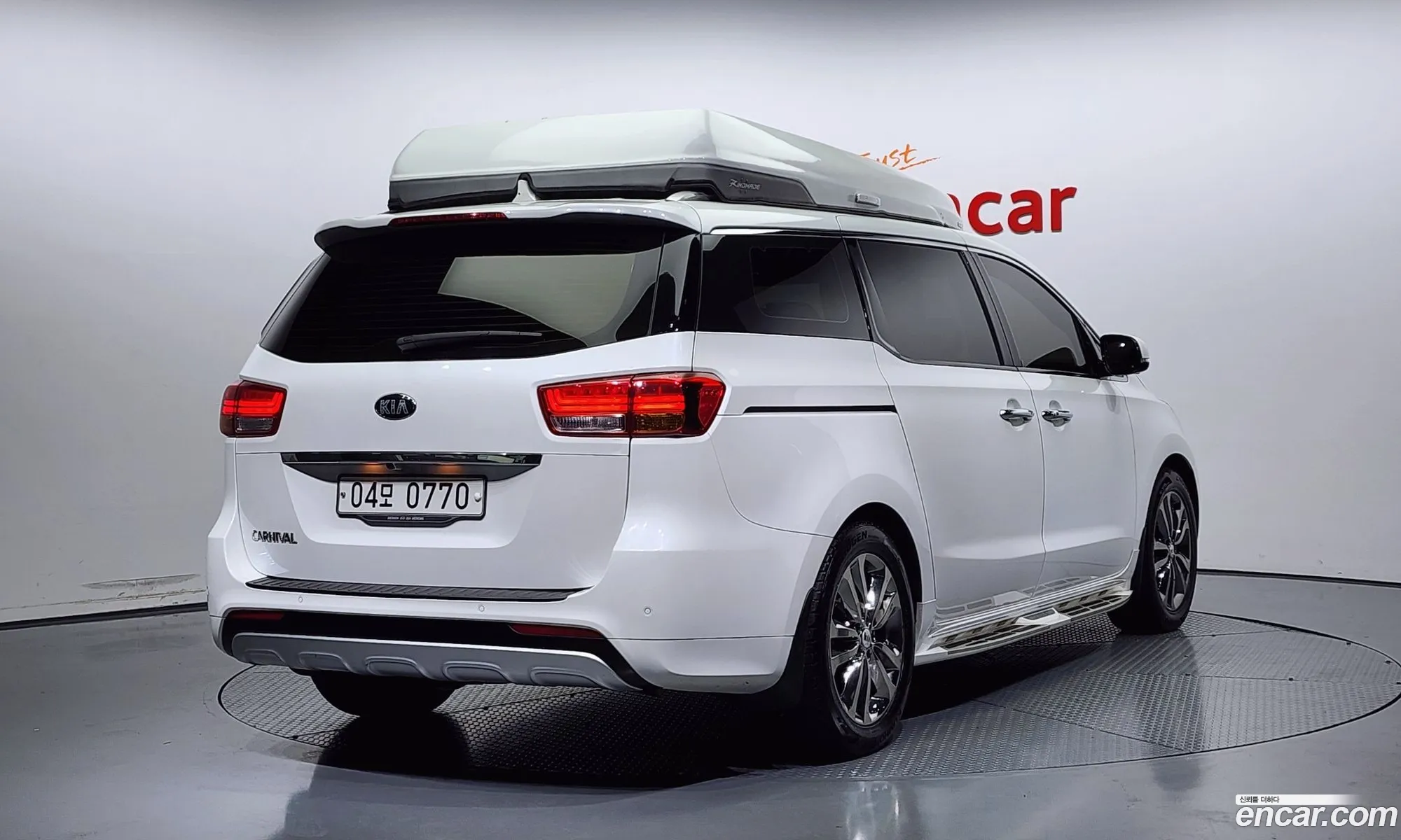 Kia All New Carnival 9-Seater Noblesse - фотография 12486718