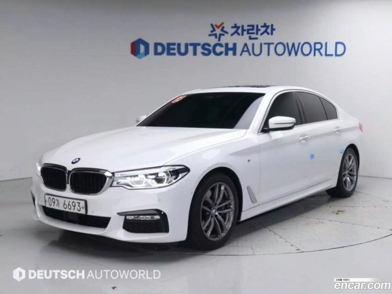 BMW 5 Series G30 530I M Sports Plus - фотография 15254999