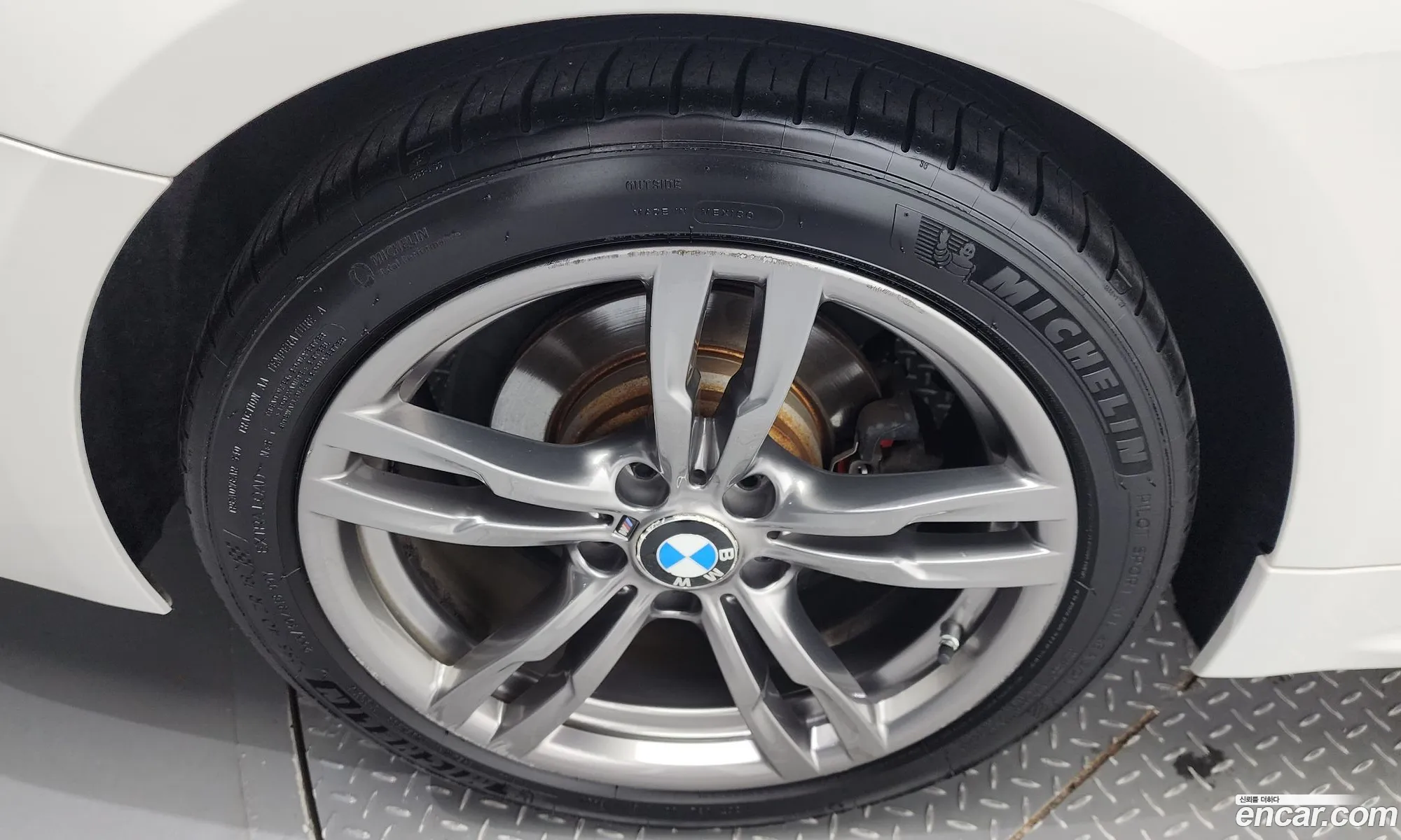 BMW 4 Series F32 420D xDrive M Sports Coupe - фотография 14723631