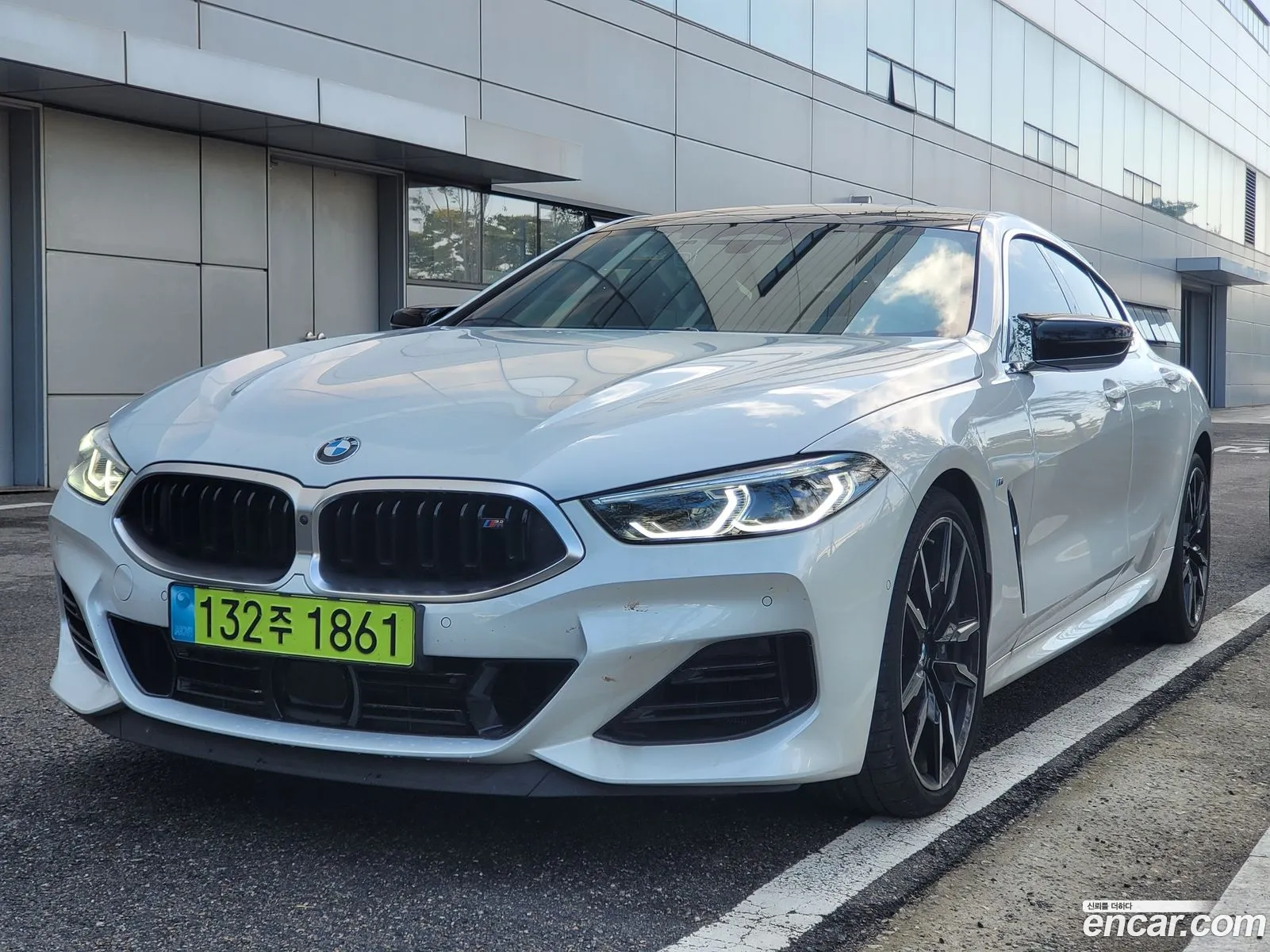 BMW 8 Series G15 M850I ​​xDrive Gran Coupe - фотография 15243712