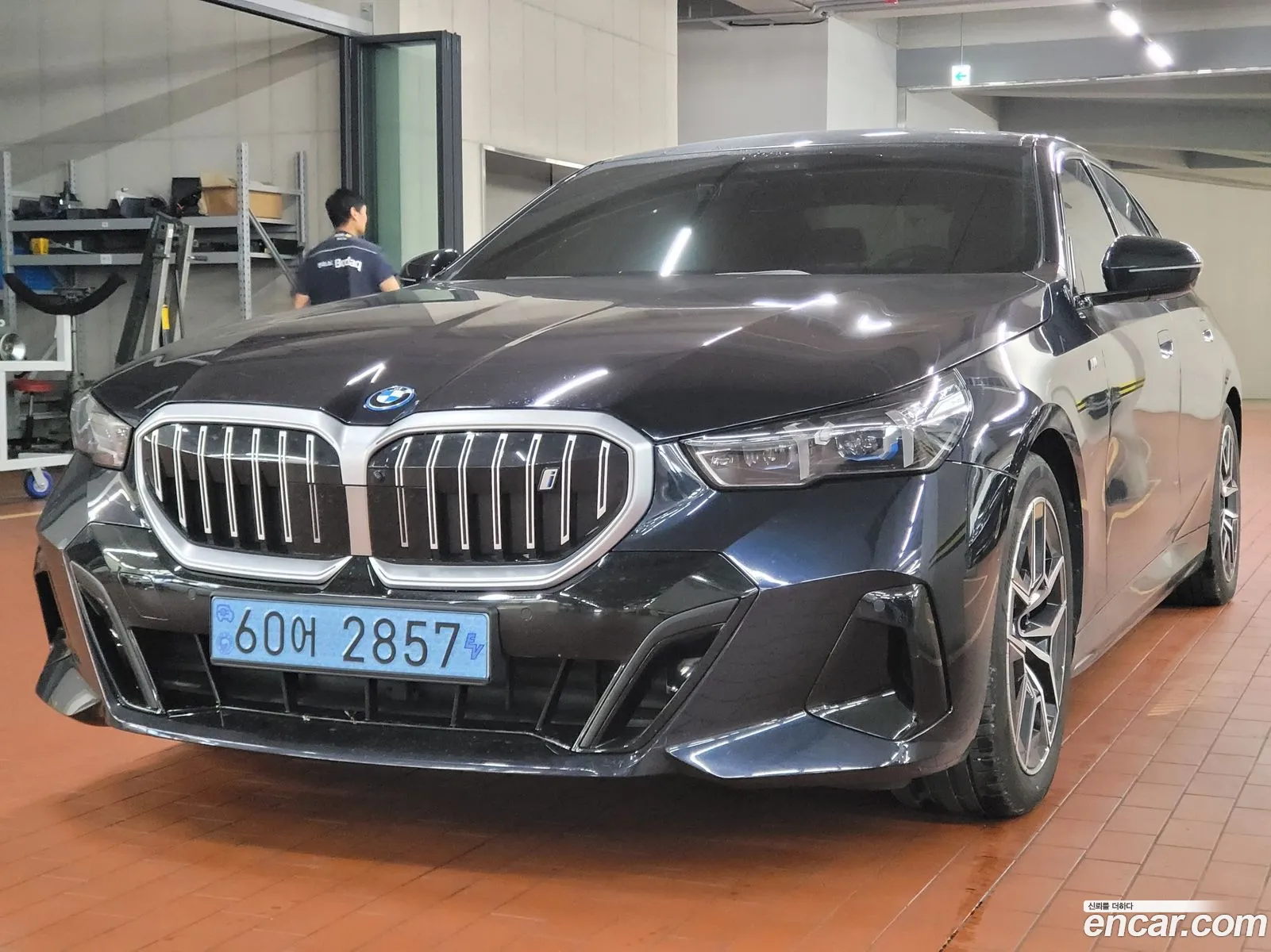BMW I5 G60 Edrive 40 M Sports - фотография 15243676