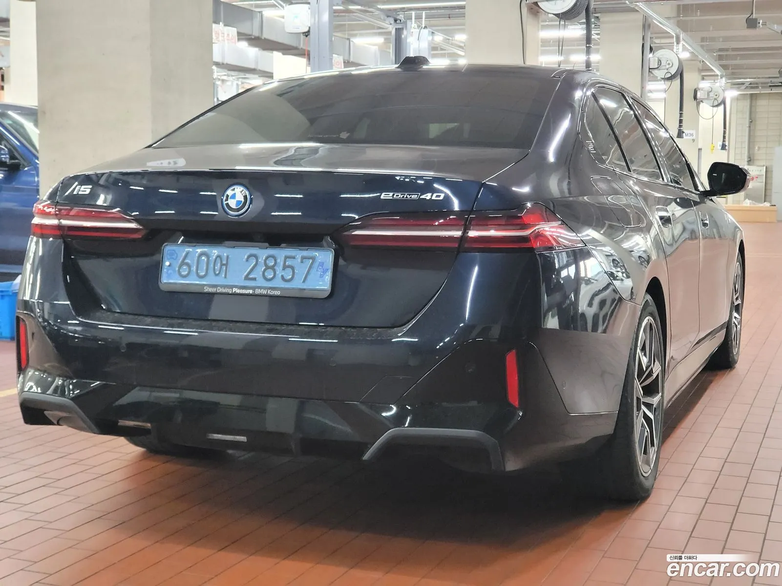BMW I5 G60 Edrive 40 M Sports - фотография 15243677