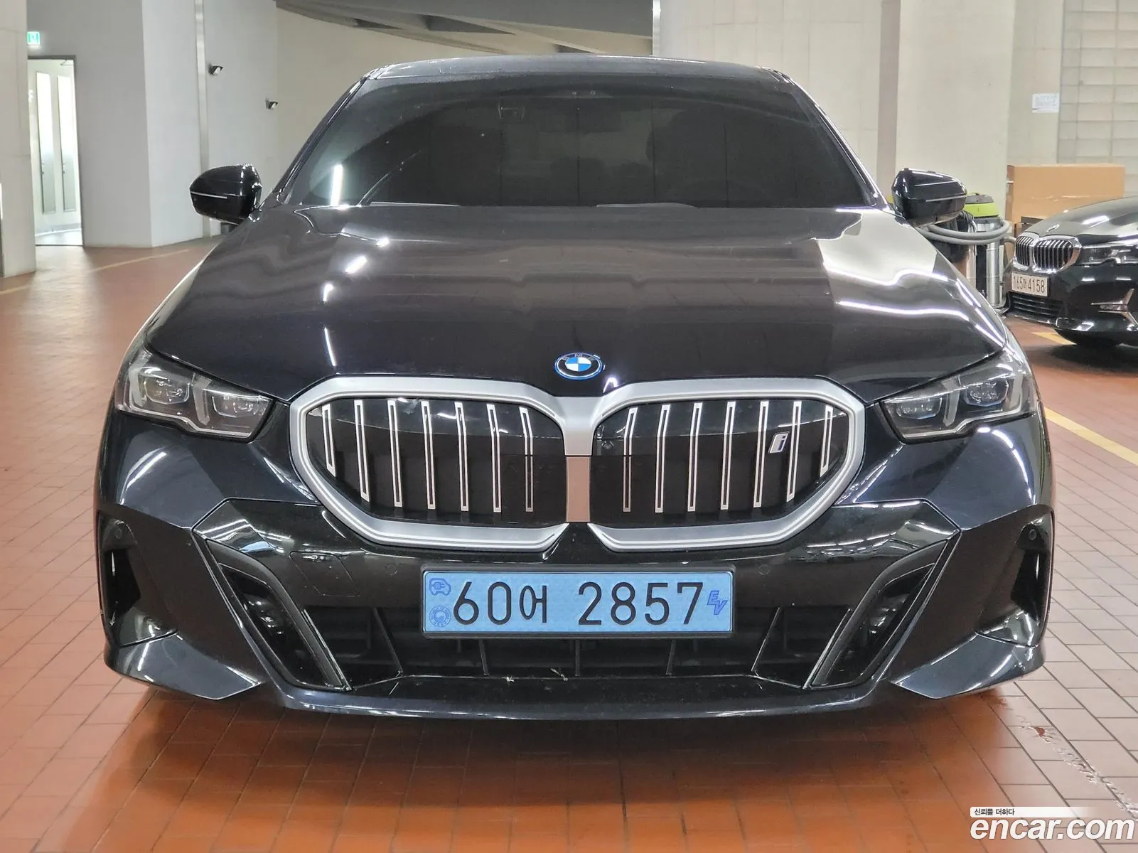 BMW I5 G60 Edrive 40 M Sports - фотография 15243678
