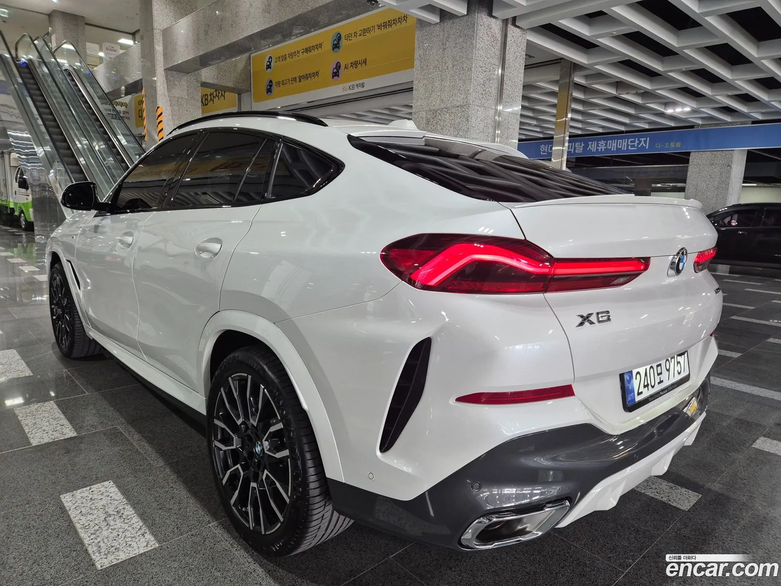 BMW X6 G06 xDrive40I M Sports - фотография 15780373