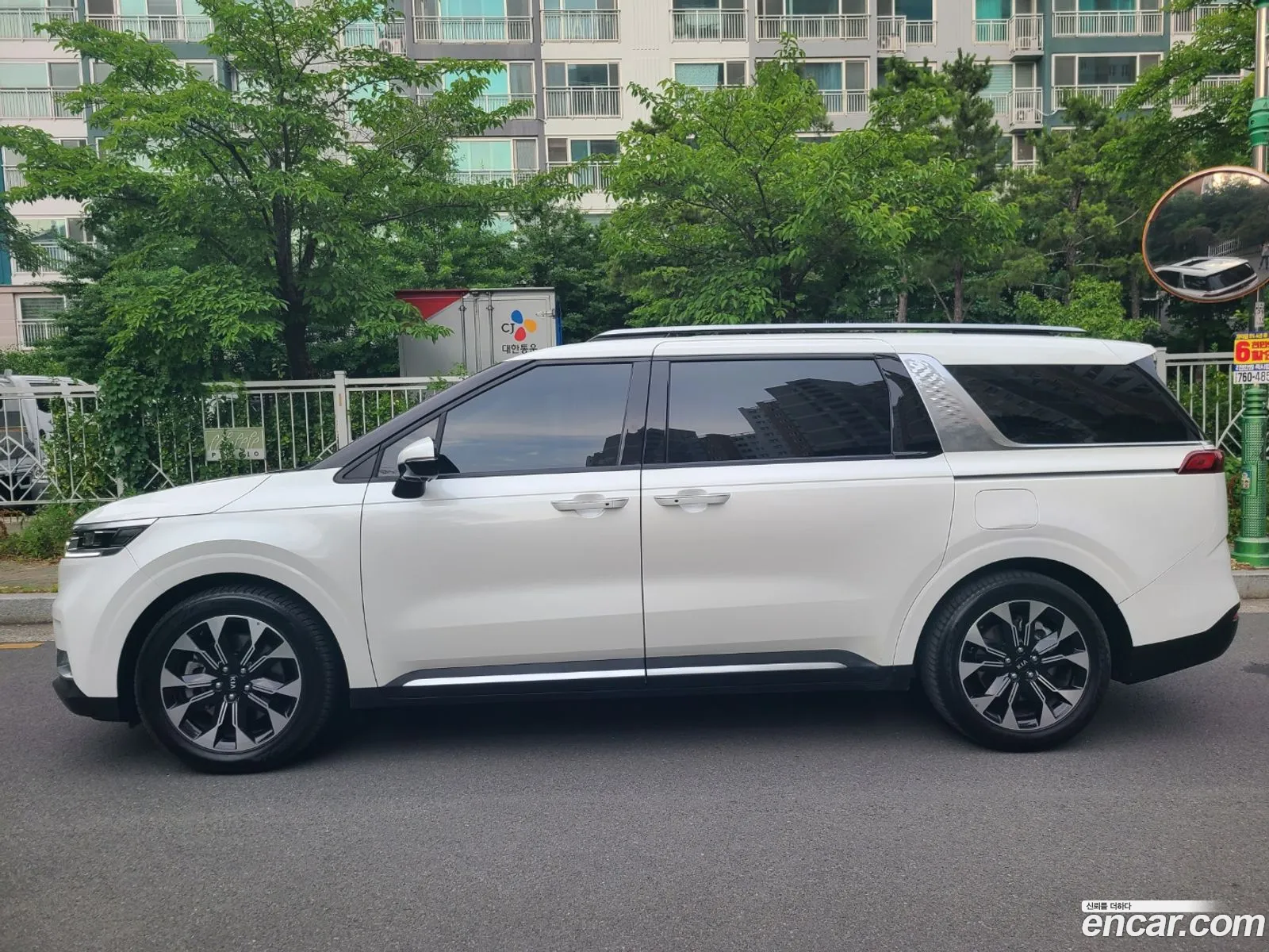 Kia Carnival 4Th Generation Gasoline 7-Seater Signature - фотография 1510911