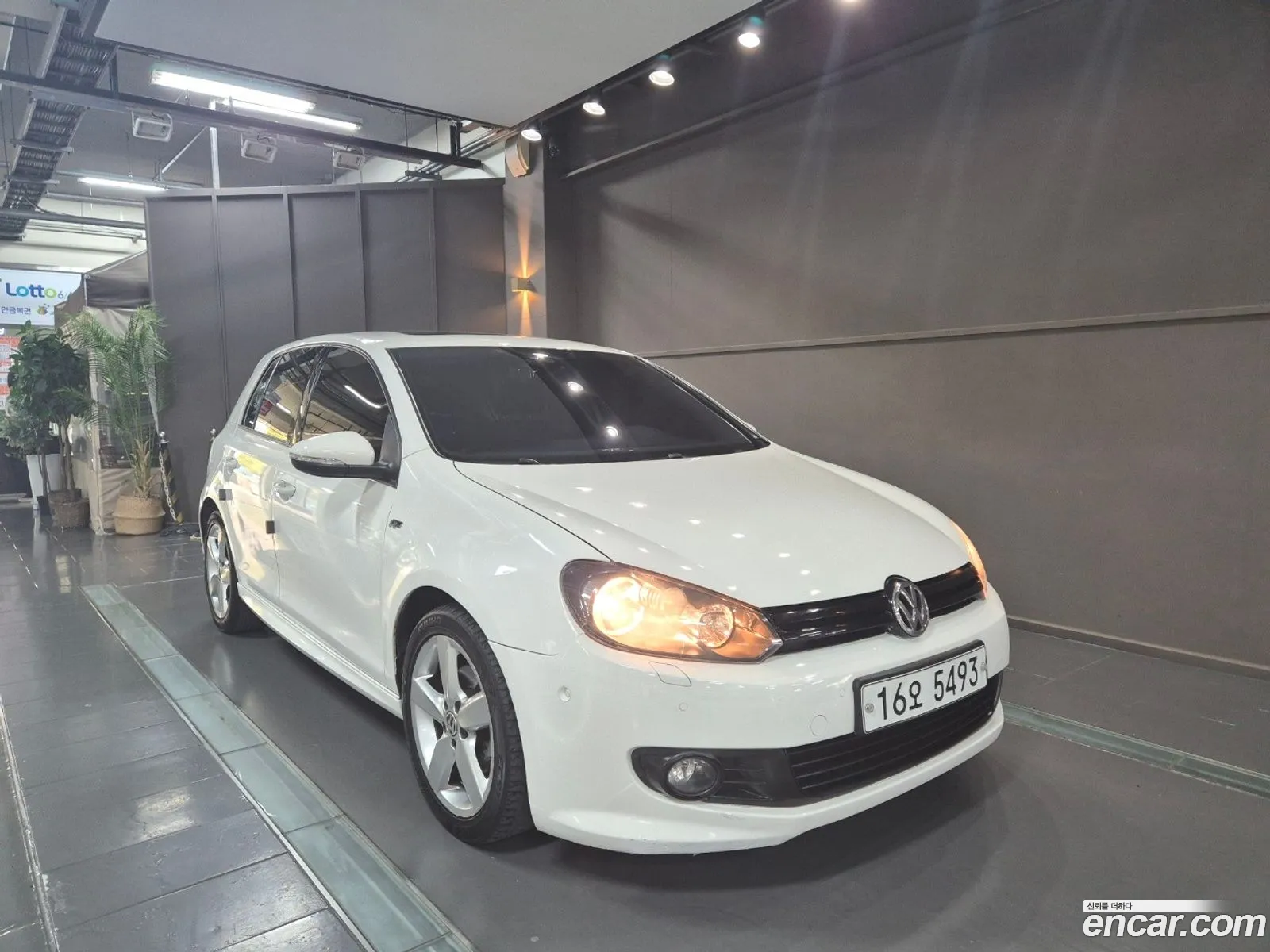 Volkswagen Golf 6Th Generation 20 Tdi Style Edition - фотография 12091171