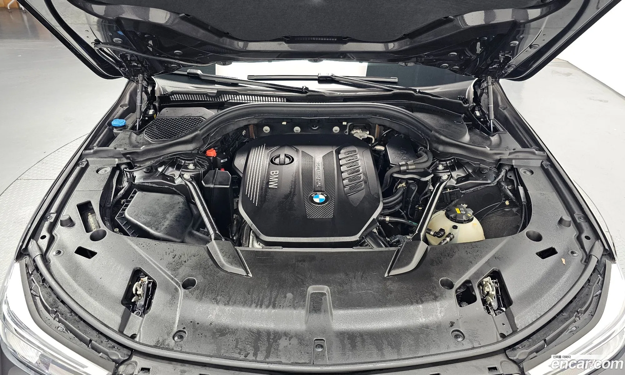 BMW 6 Series Gt G32 630D xDrive Luxury - фотография 15780313