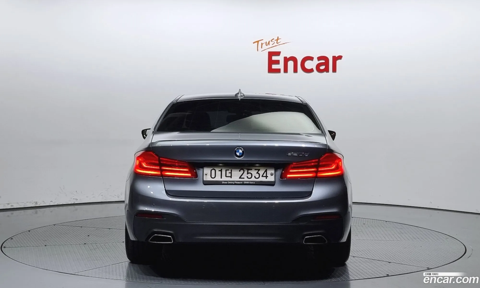 BMW 5 Series G30 520D M Sports - фотография 14312825