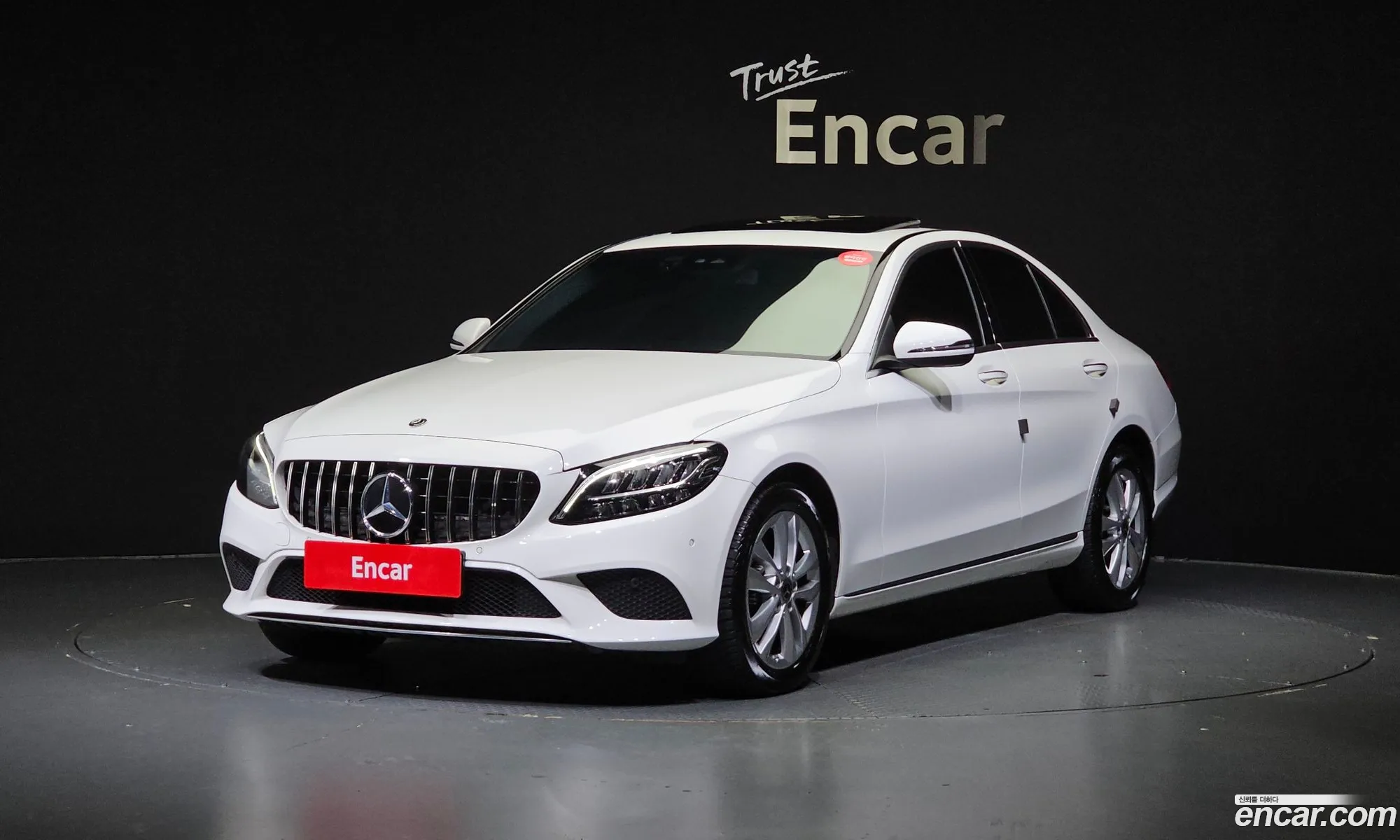 Mercedes C-Class W205 C200 Avantgarde - фотография 12522463