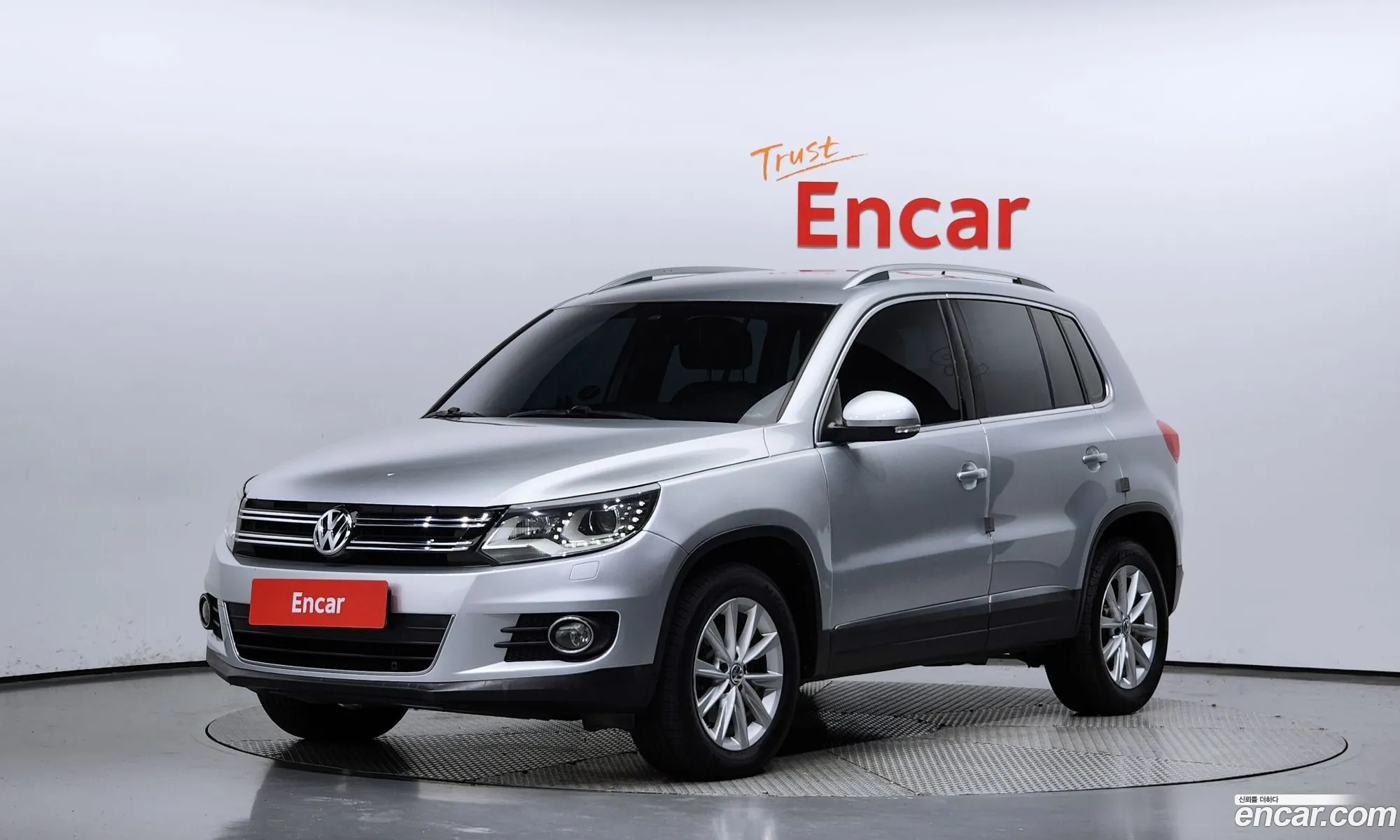 Volkswagen New Tiguan 20 Tdi Comfort 5N - фотография 12191779