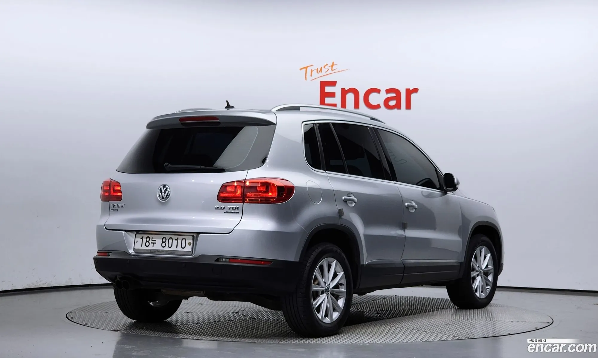 Volkswagen New Tiguan 20 Tdi Comfort 5N - фотография 12191780