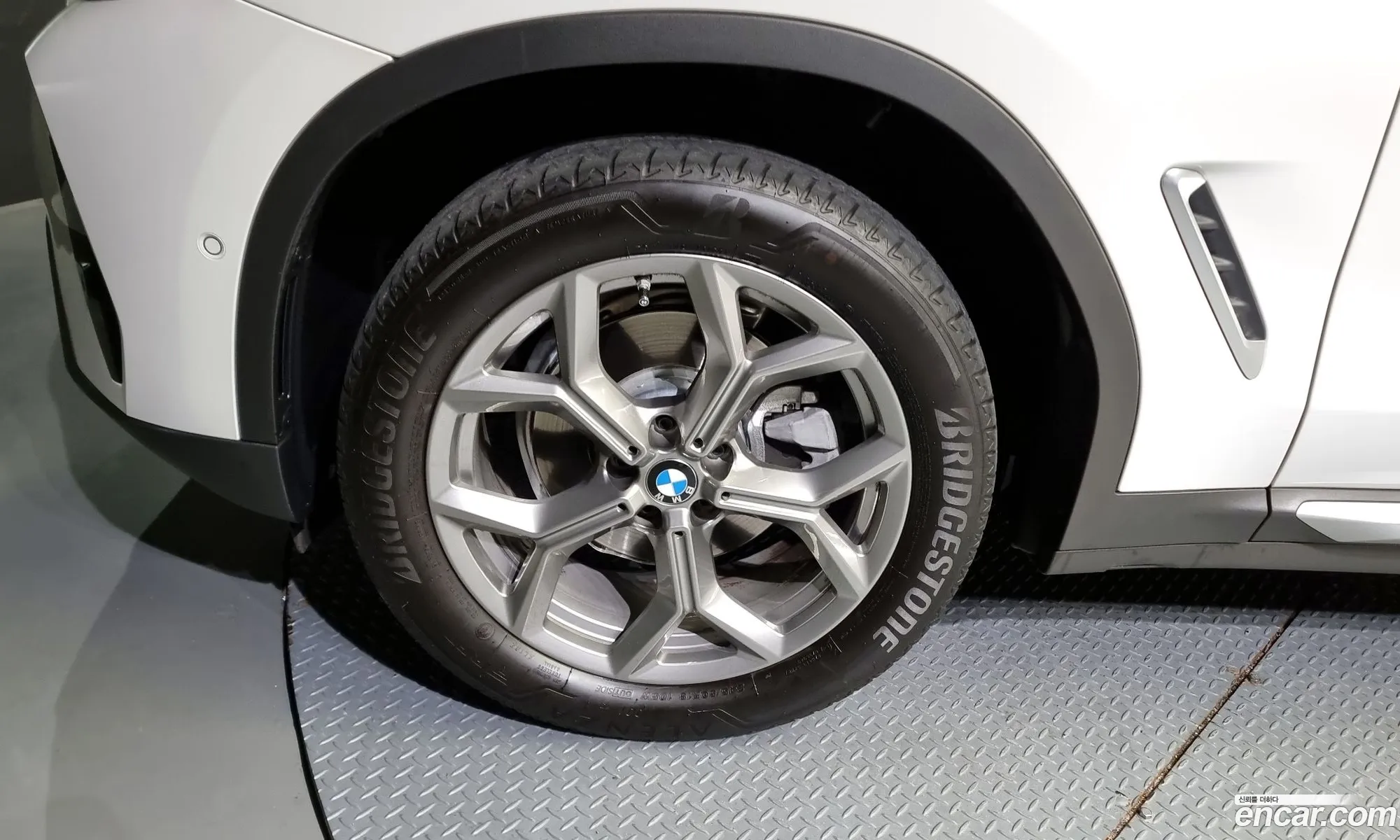 BMW X3 G01 xDrive 20I - фотография 15780324