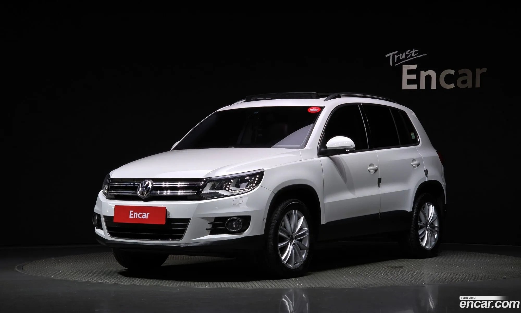 Volkswagen New Tiguan 20 Tdi Premium 5N - фотография 12091159