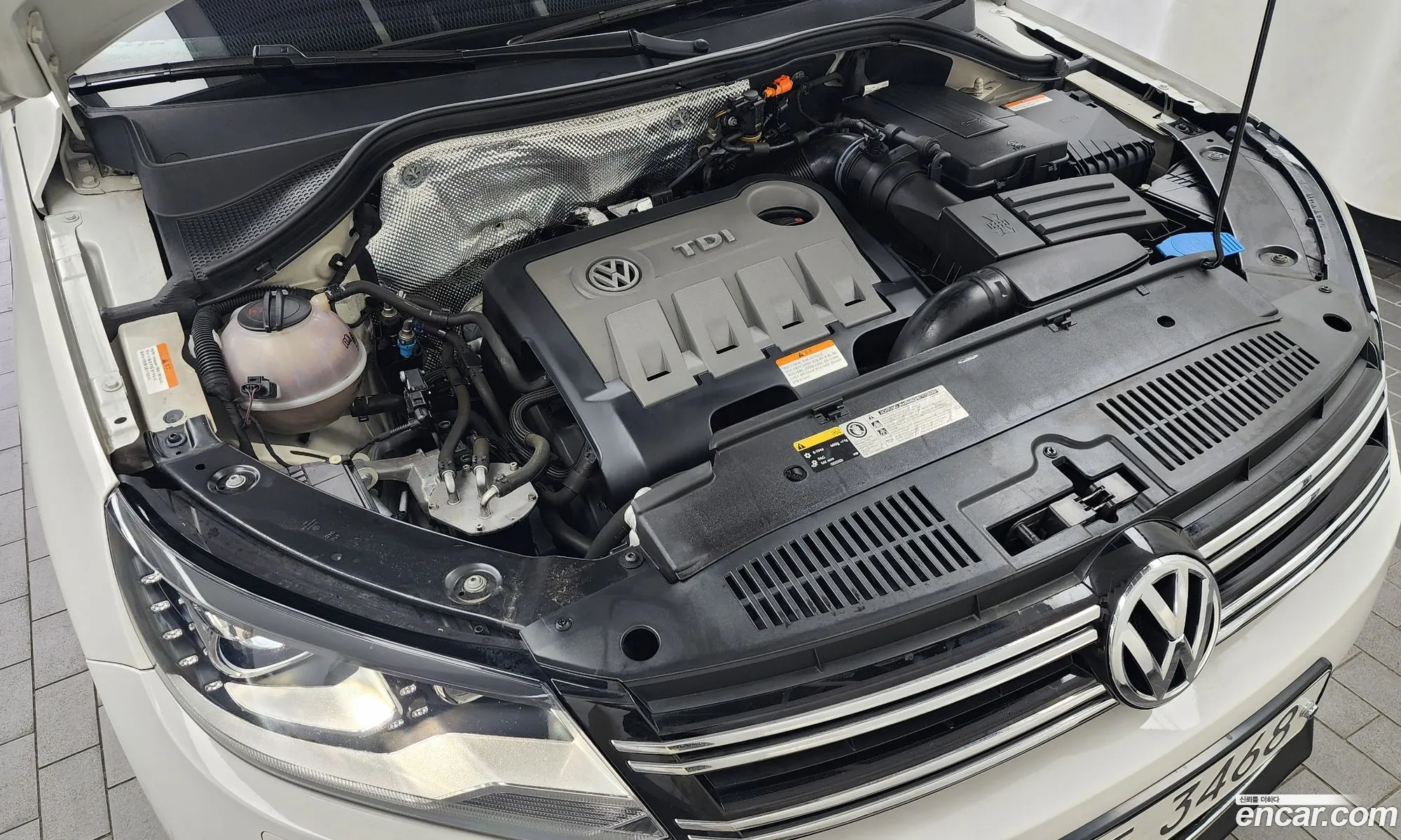 Volkswagen New Tiguan 20 Tdi Premium 5N - фотография 12091164