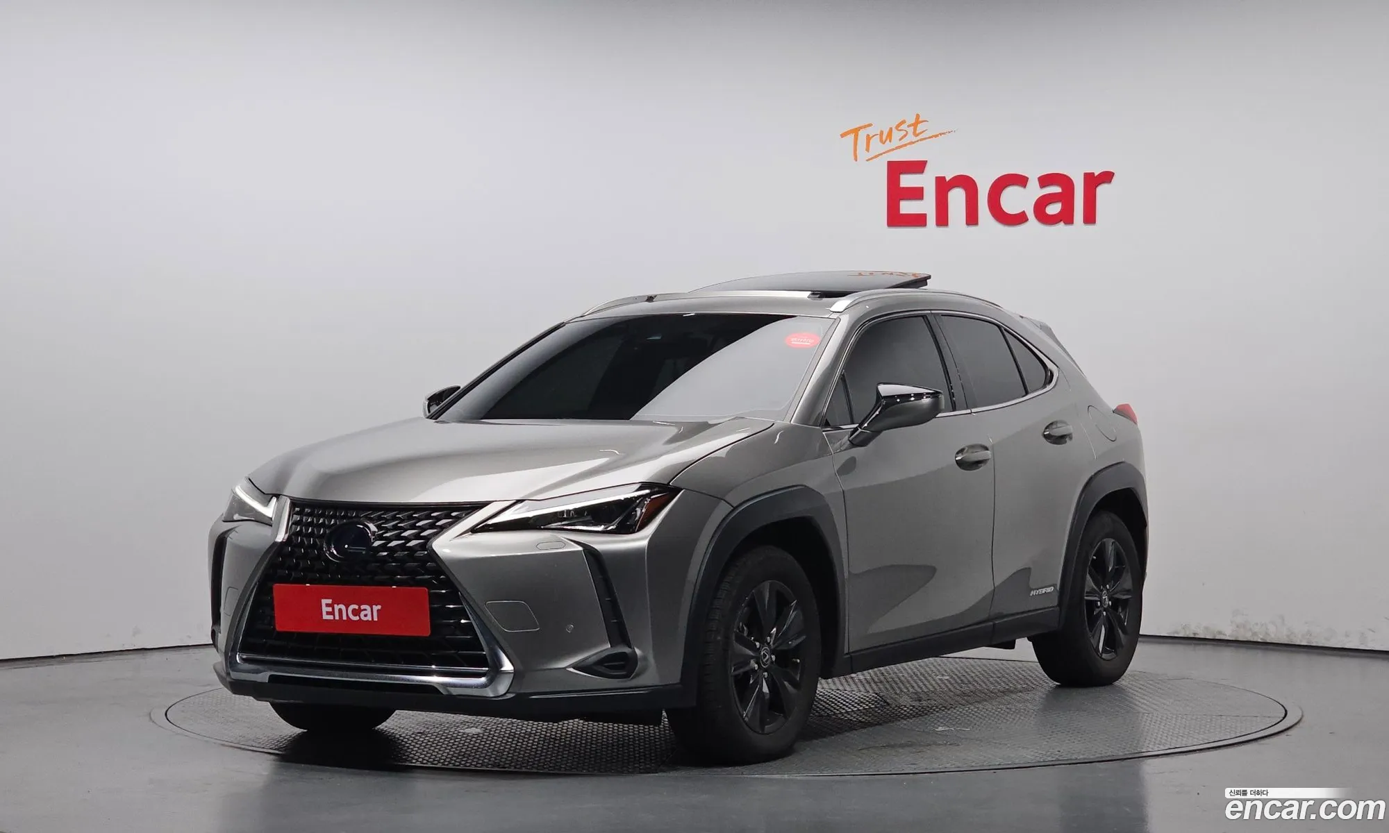 Lexus Ux250H 20 2Wd - фотография 6348809